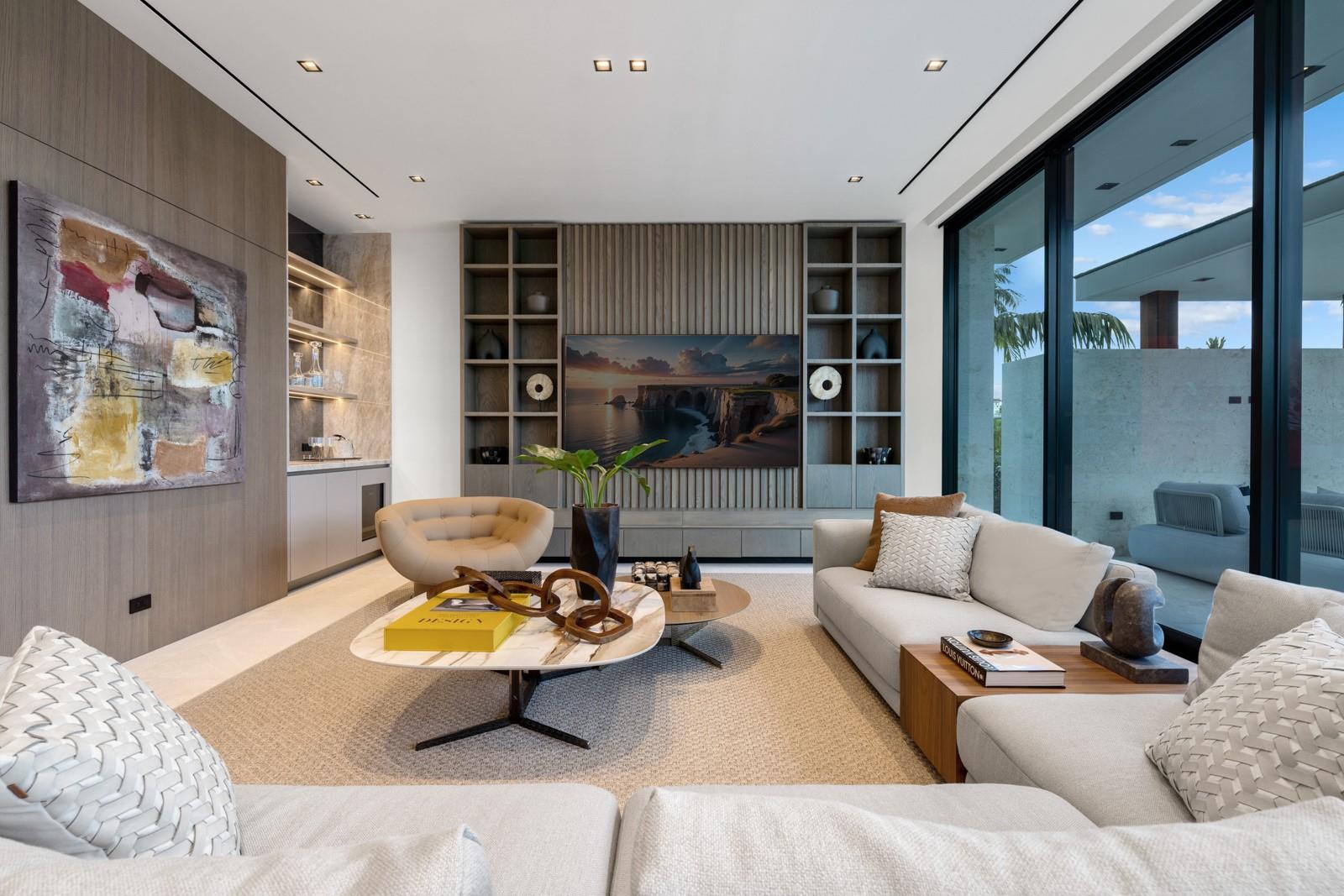 1721 SE 11th St Fort Lauderdale, FL 33316 1721 SE 11th St Fort Lauderdale, FL 33316