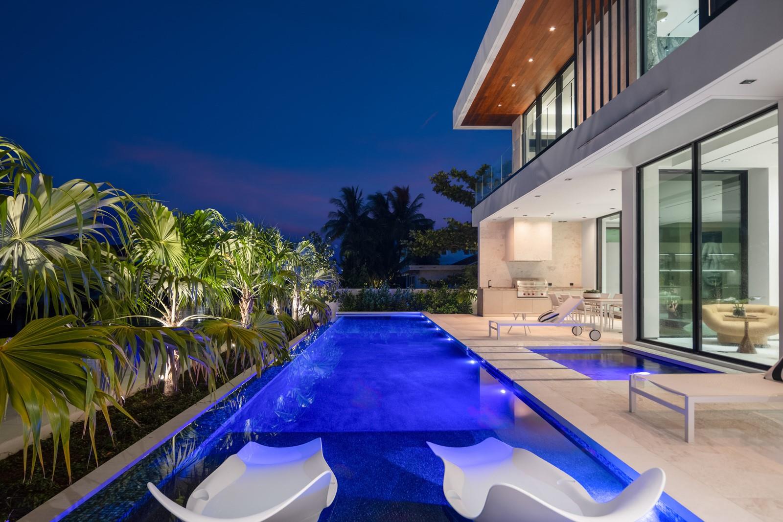 1721 SE 11th St Fort Lauderdale, FL 33316 1721 SE 11th St Fort Lauderdale, FL 33316