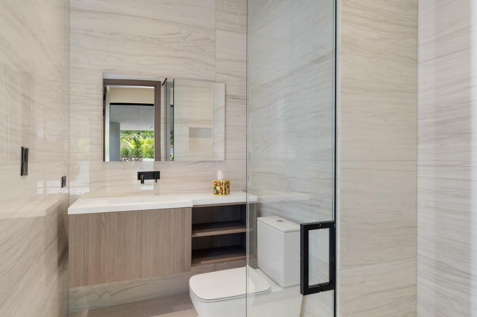 1721 SE 11th St Fort Lauderdale, FL 33316 1721 SE 11th St Fort Lauderdale, FL 33316