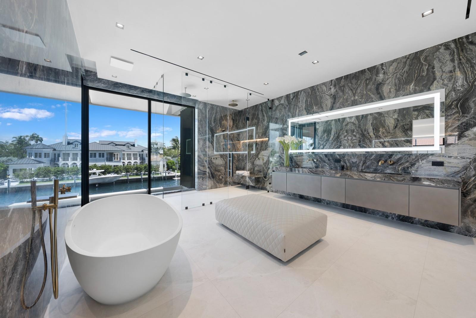 1721 SE 11th St Fort Lauderdale, FL 33316 1721 SE 11th St Fort Lauderdale, FL 33316