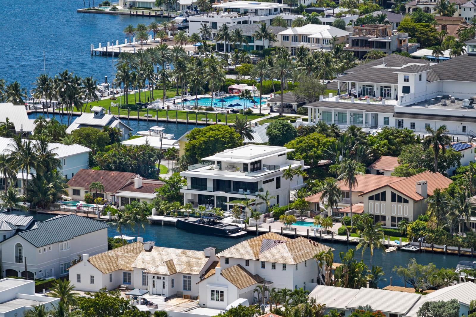 1721 SE 11th St Fort Lauderdale, FL 33316 1721 SE 11th St Fort Lauderdale, FL 33316