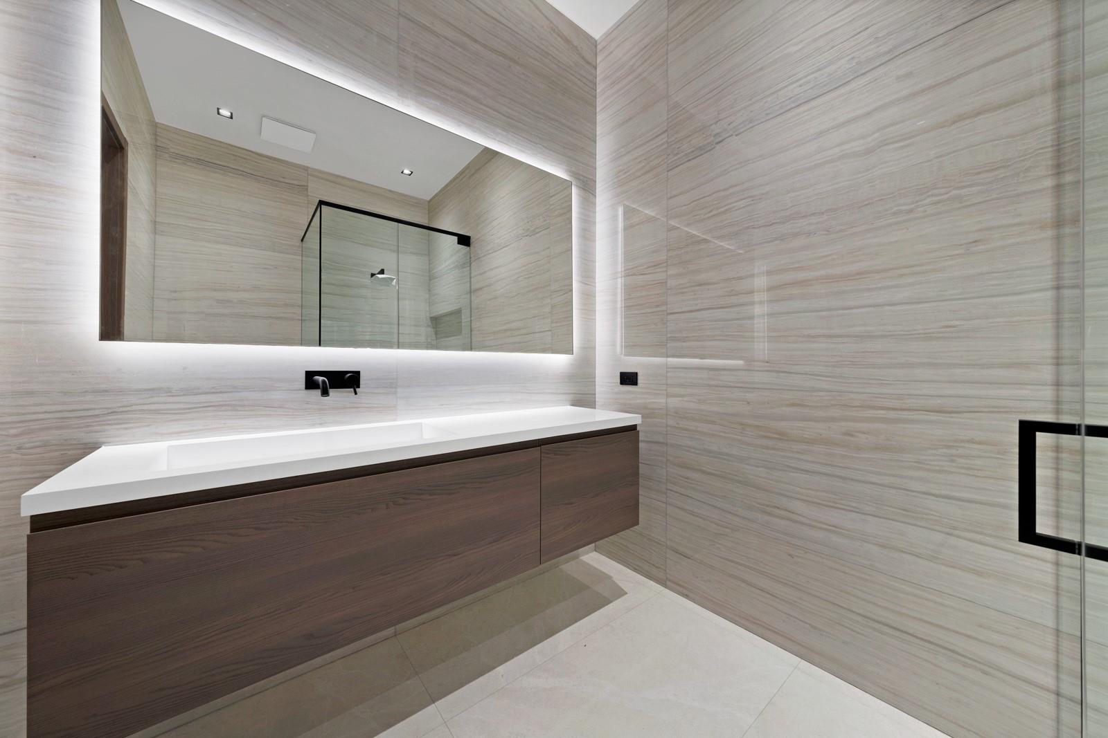 1721 SE 11th St Fort Lauderdale, FL 33316 1721 SE 11th St Fort Lauderdale, FL 33316