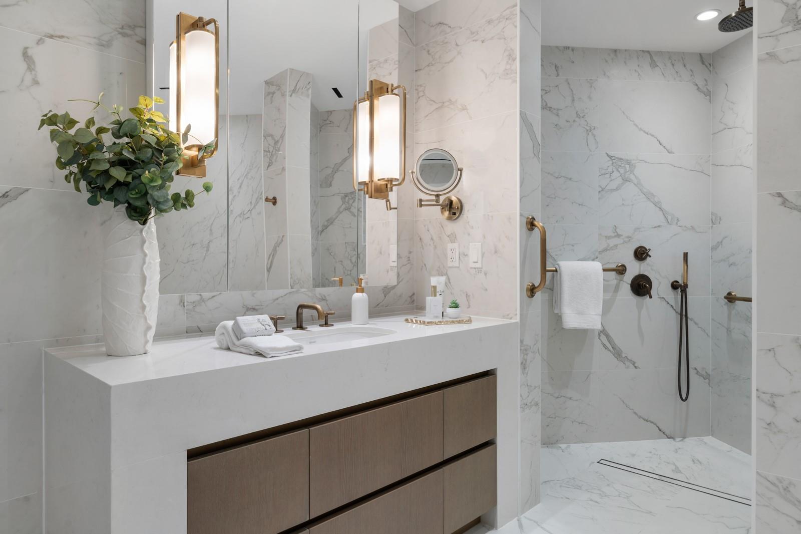 525 N Fort Lauderdale Bch Blvd #1101 Fort Lauderdale, FL 33304