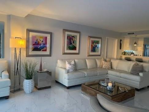 215 N Birch #8C