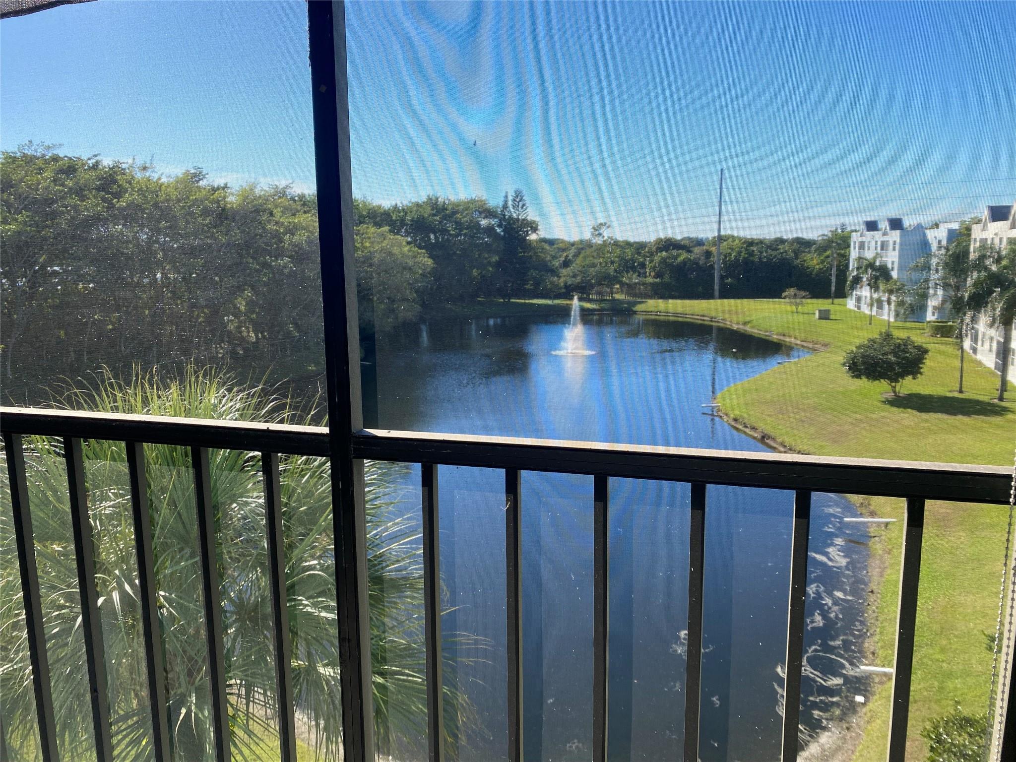 5884 Morningstar Cir #406