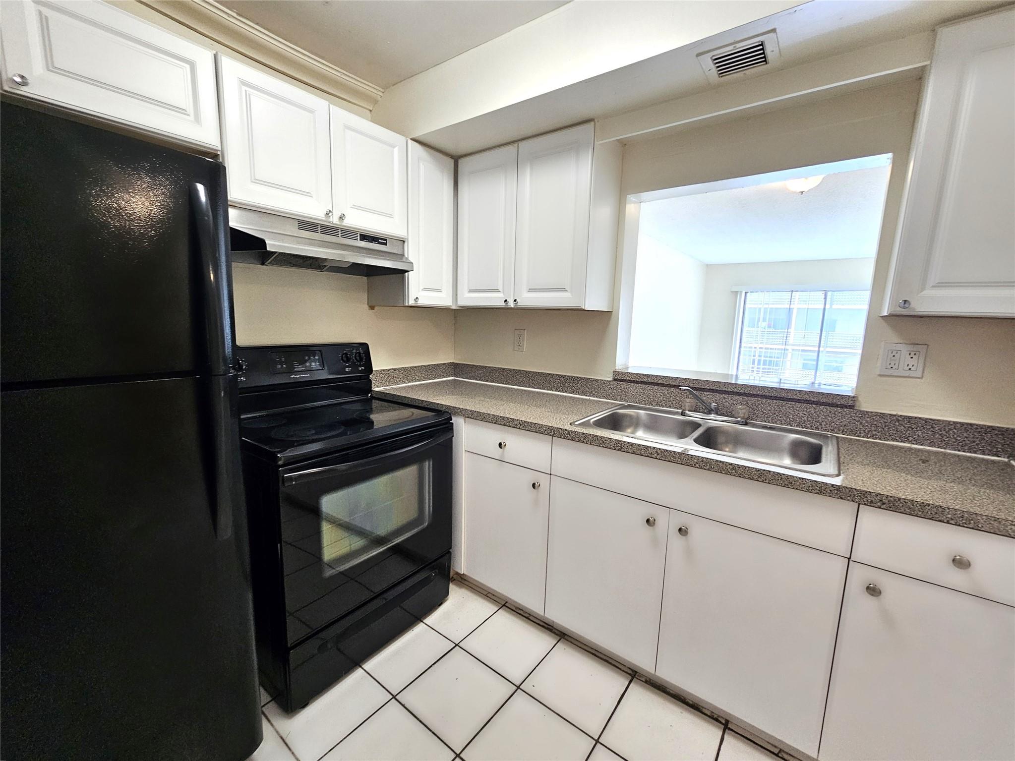 3600 NW 21st St #303