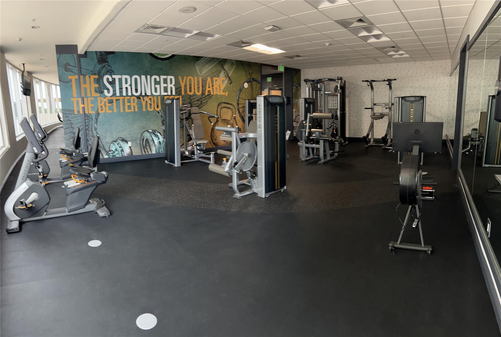 image Opera Tower Condo19