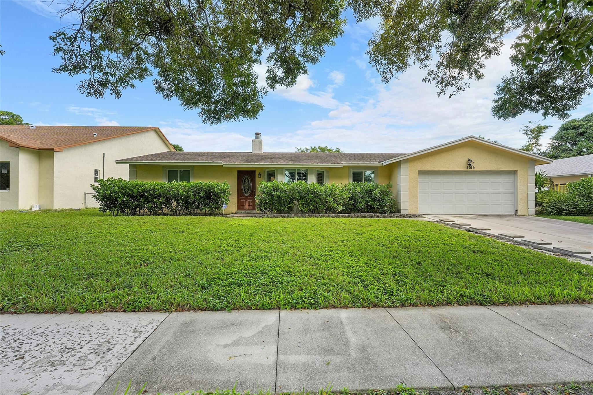 4014 Waverly Dr