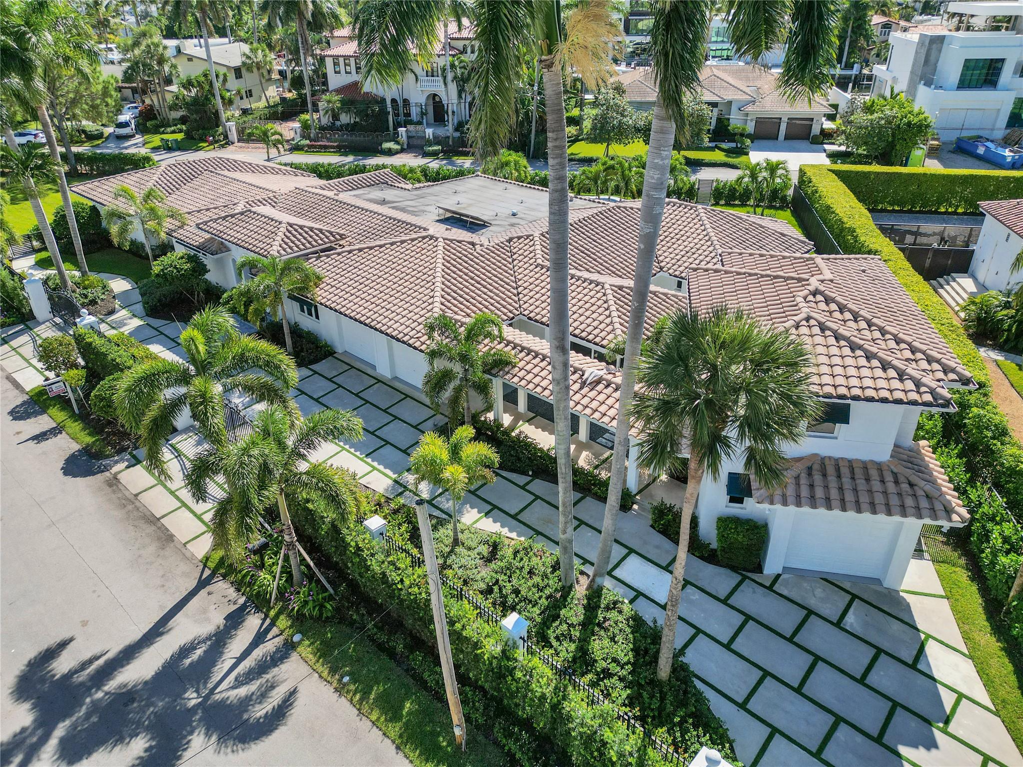 2520 Laguna Ter Fort Lauderdale, FL 33316