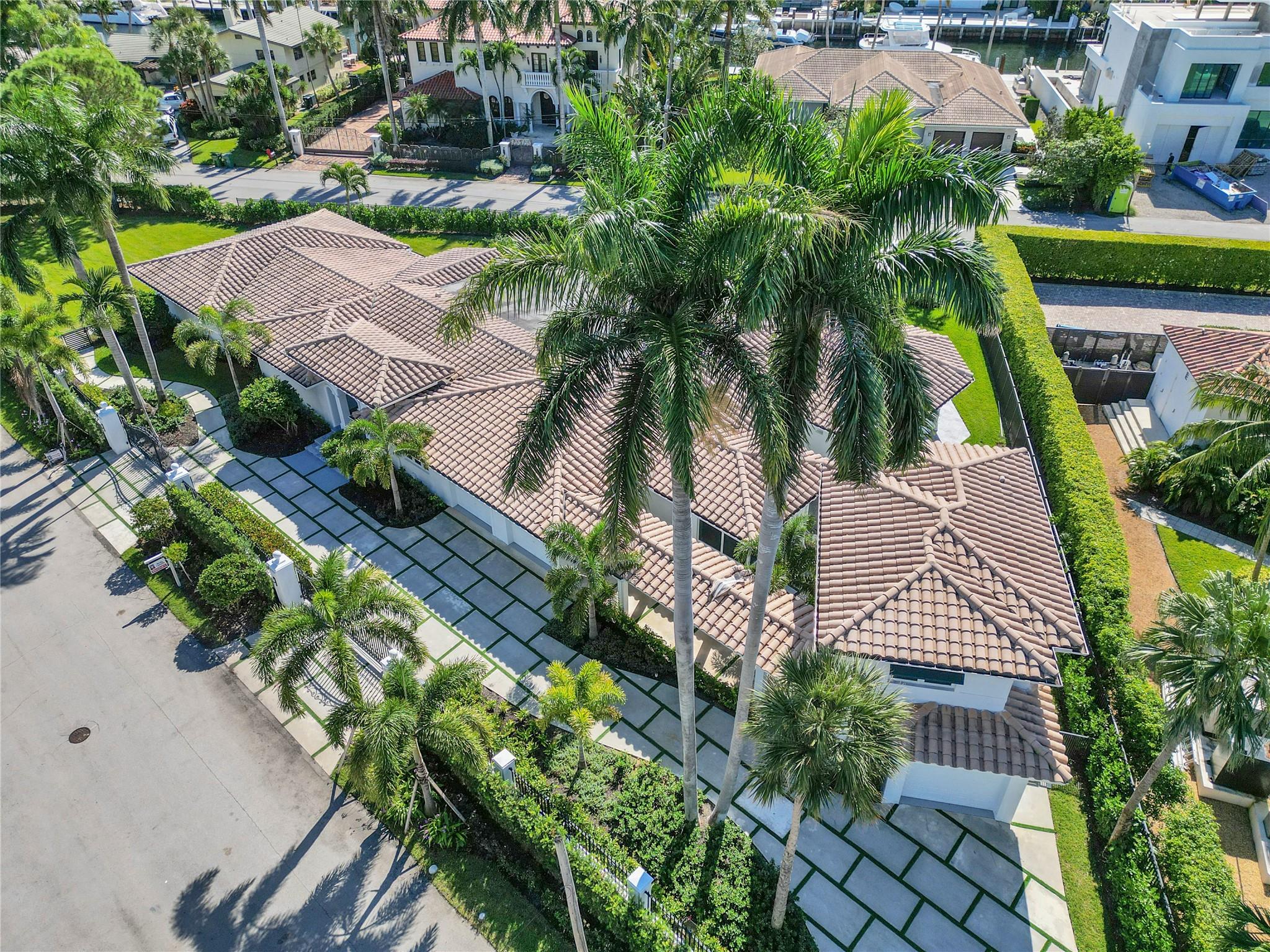 2520 Laguna Ter Fort Lauderdale, FL 33316