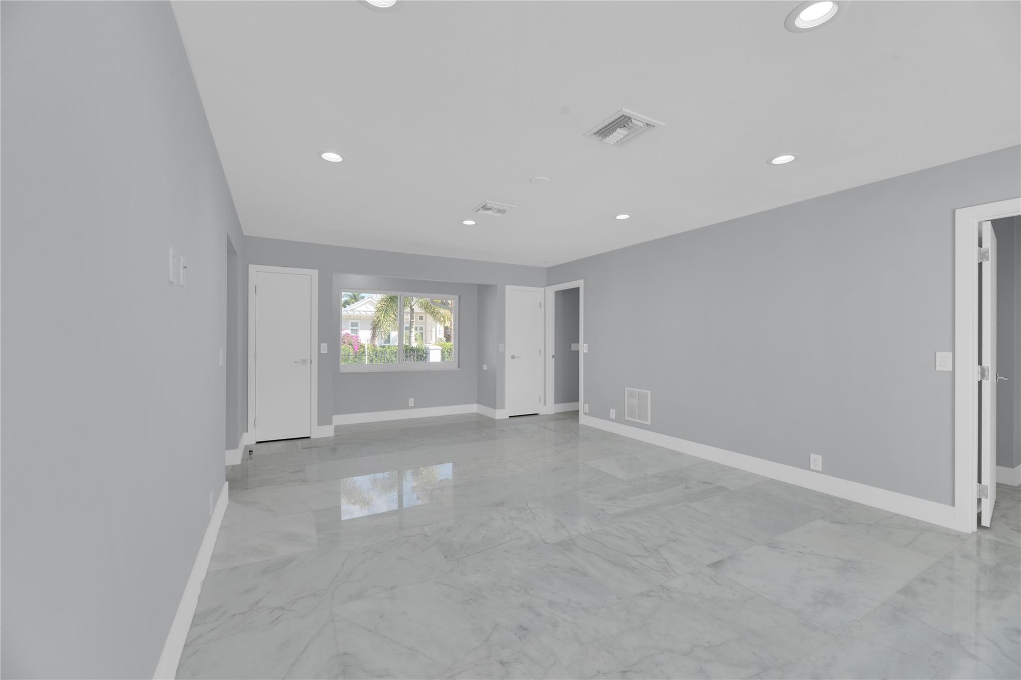 2520 Laguna Ter Fort Lauderdale, FL 33316