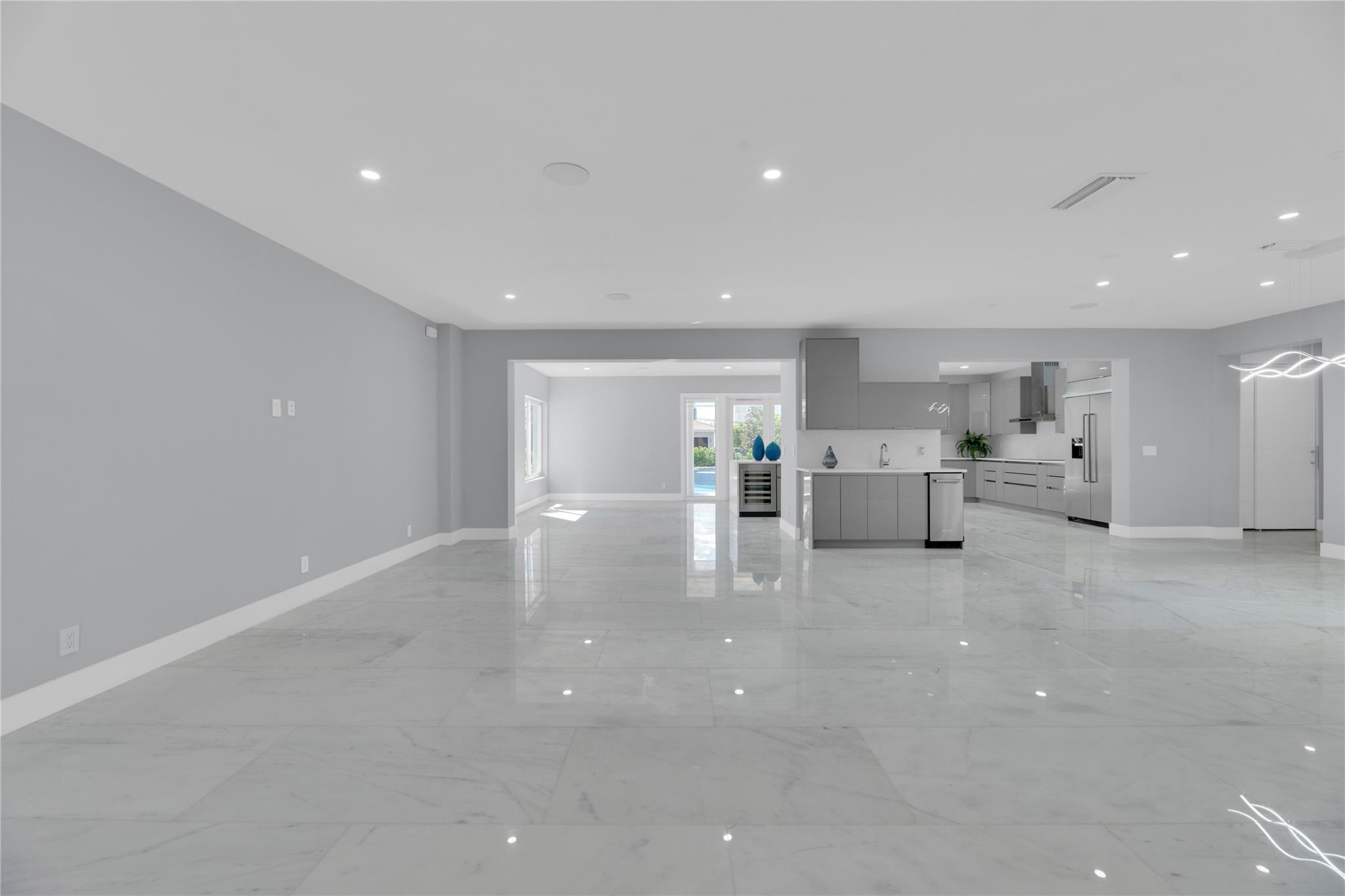 2520 Laguna Ter Fort Lauderdale, FL 33316