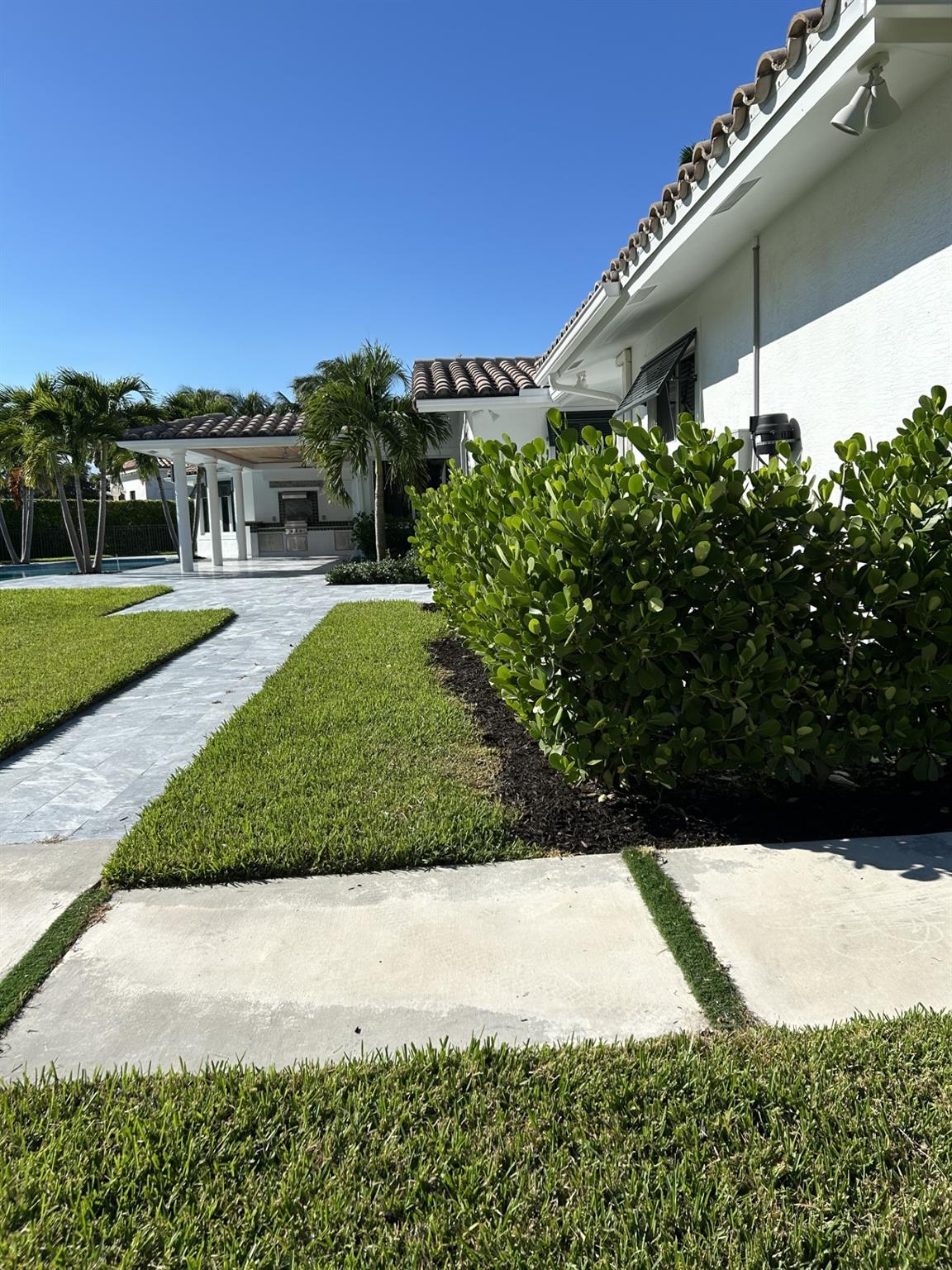 2520 Laguna Ter Fort Lauderdale, FL 33316