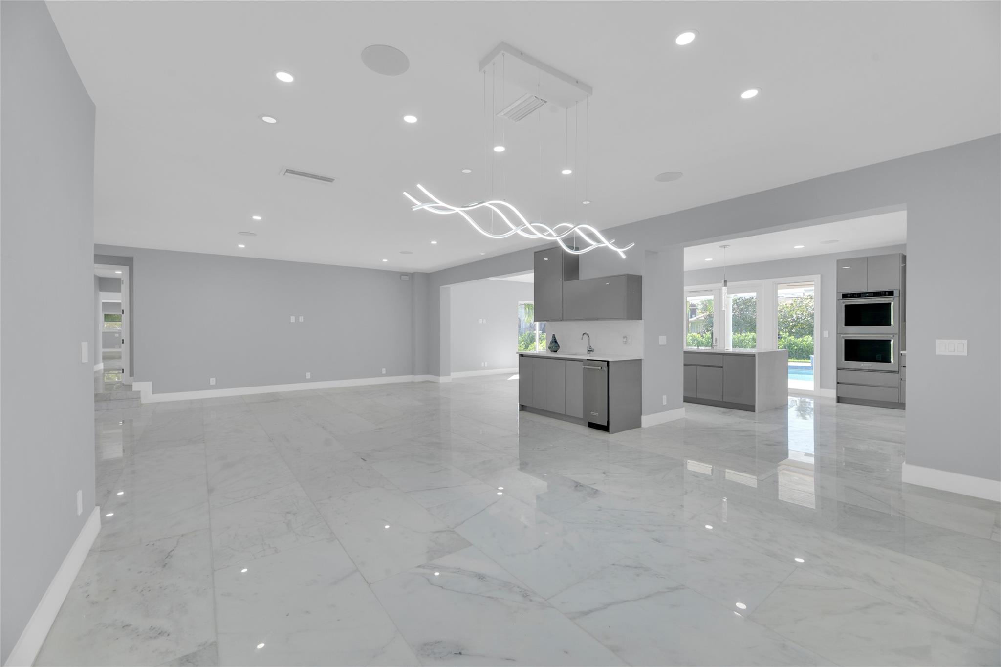 2520 Laguna Ter Fort Lauderdale, FL 33316