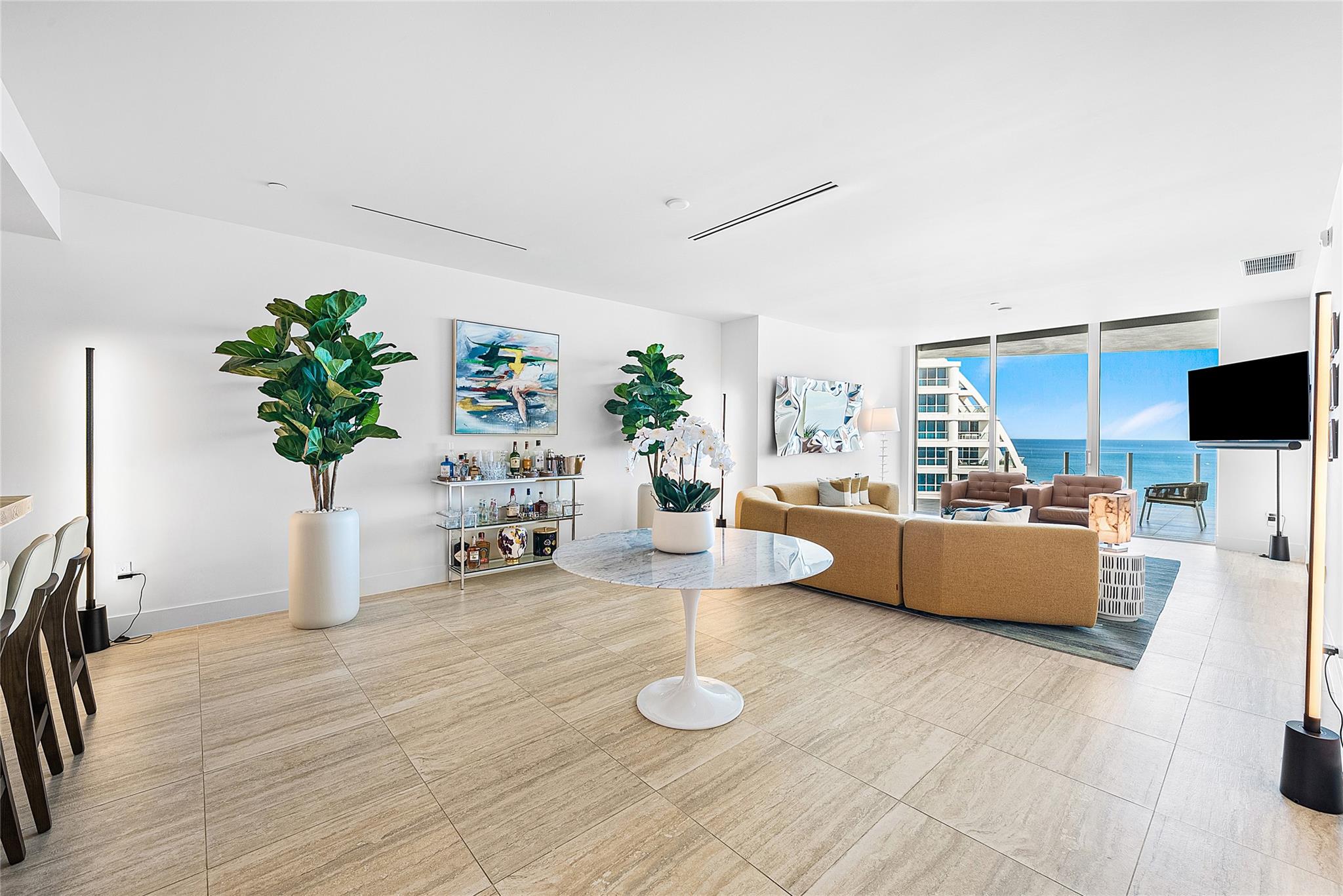 525 N Fort Lauderdale Bch Blvd #1802 Fort Lauderdale, FL 33304