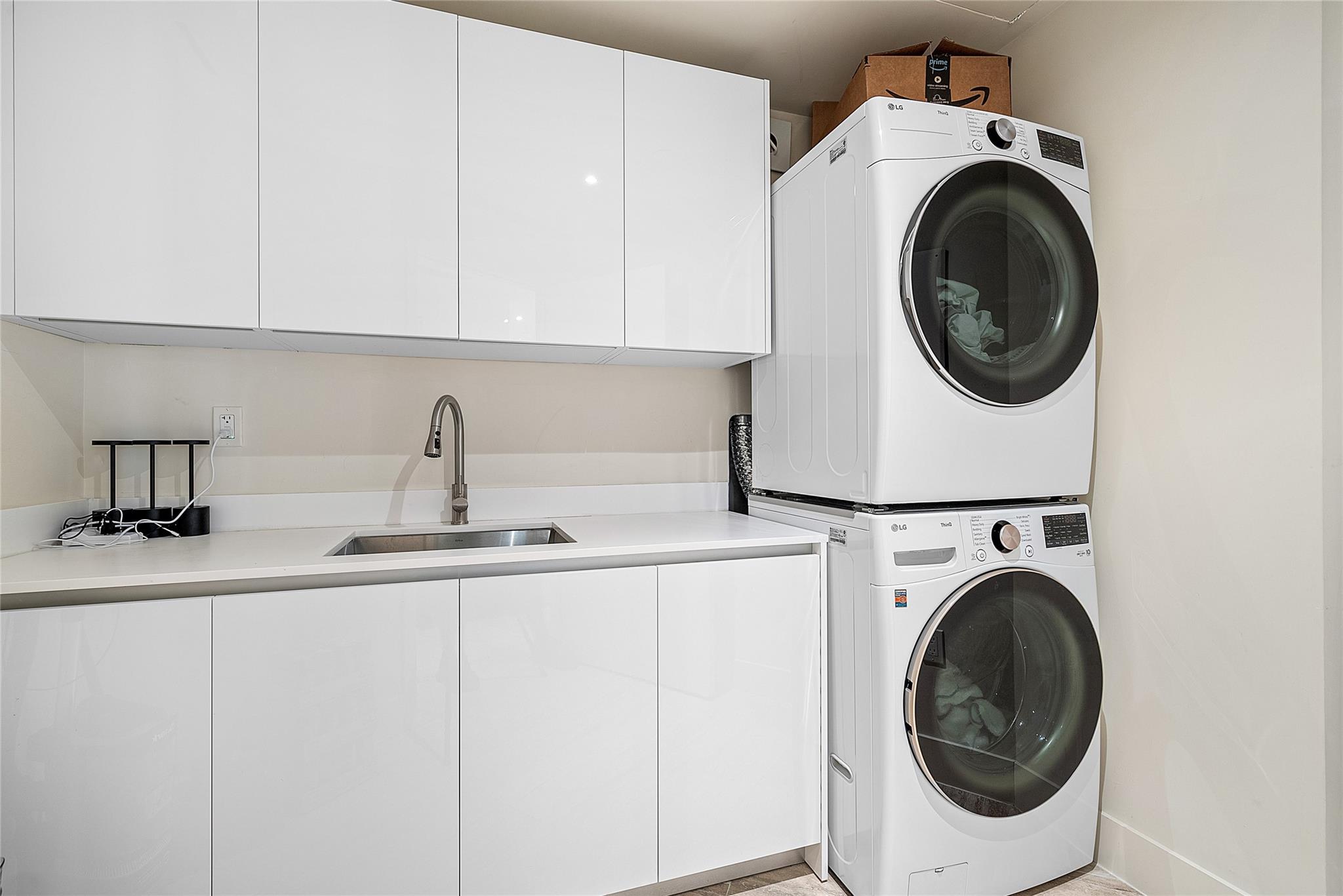 525 N Fort Lauderdale Bch Blvd #1802 Fort Lauderdale, FL 33304