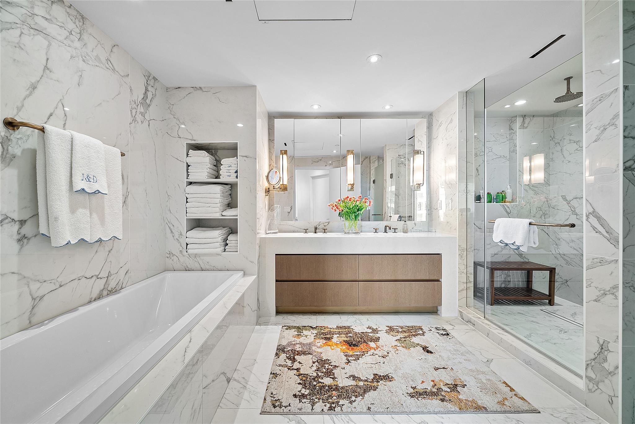 525 N Fort Lauderdale Bch Blvd #1802 Fort Lauderdale, FL 33304