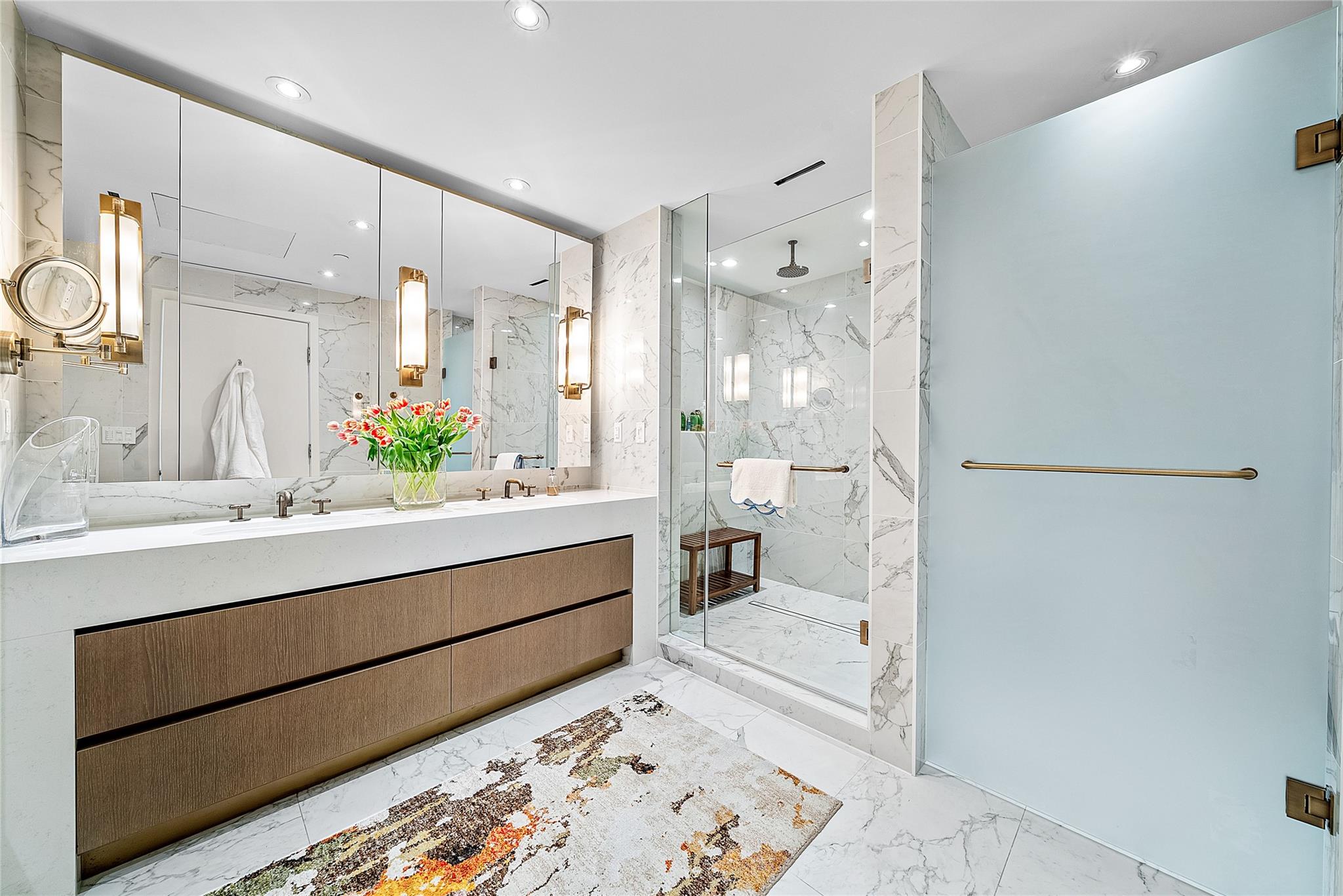 525 N Fort Lauderdale Bch Blvd #1802 Fort Lauderdale, FL 33304