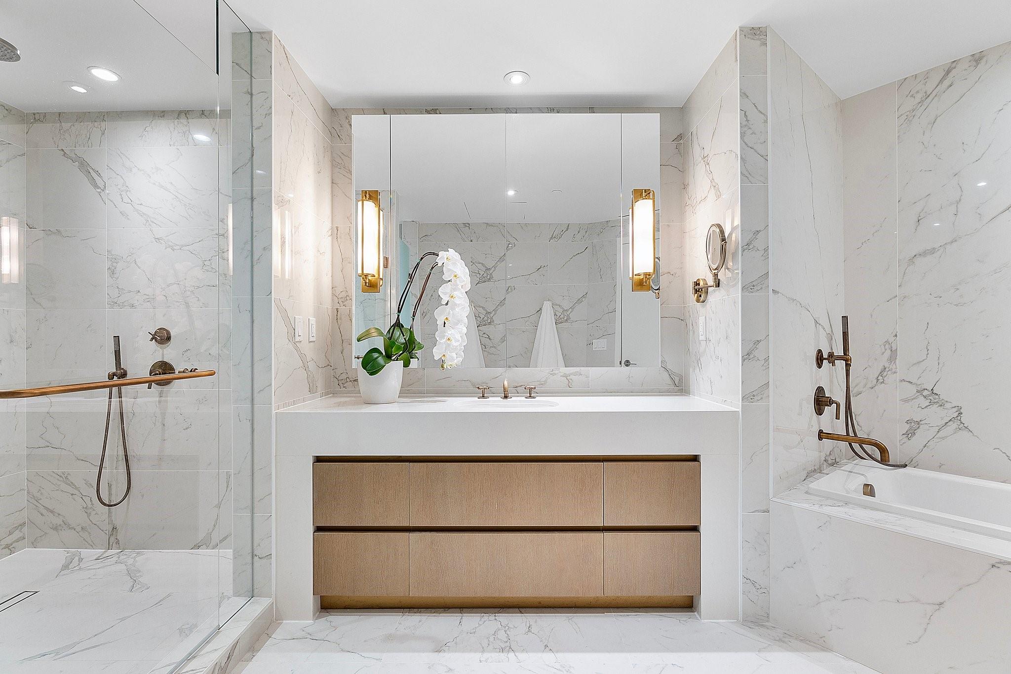 525 N Fort Lauderdale Bch Blvd #1801 Fort Lauderdale, FL 33304