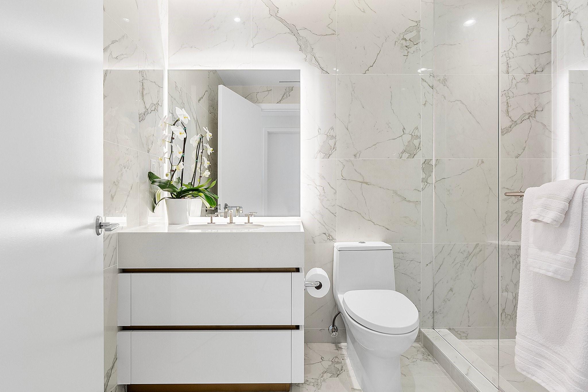 525 N Fort Lauderdale Bch Blvd #1801 Fort Lauderdale, FL 33304