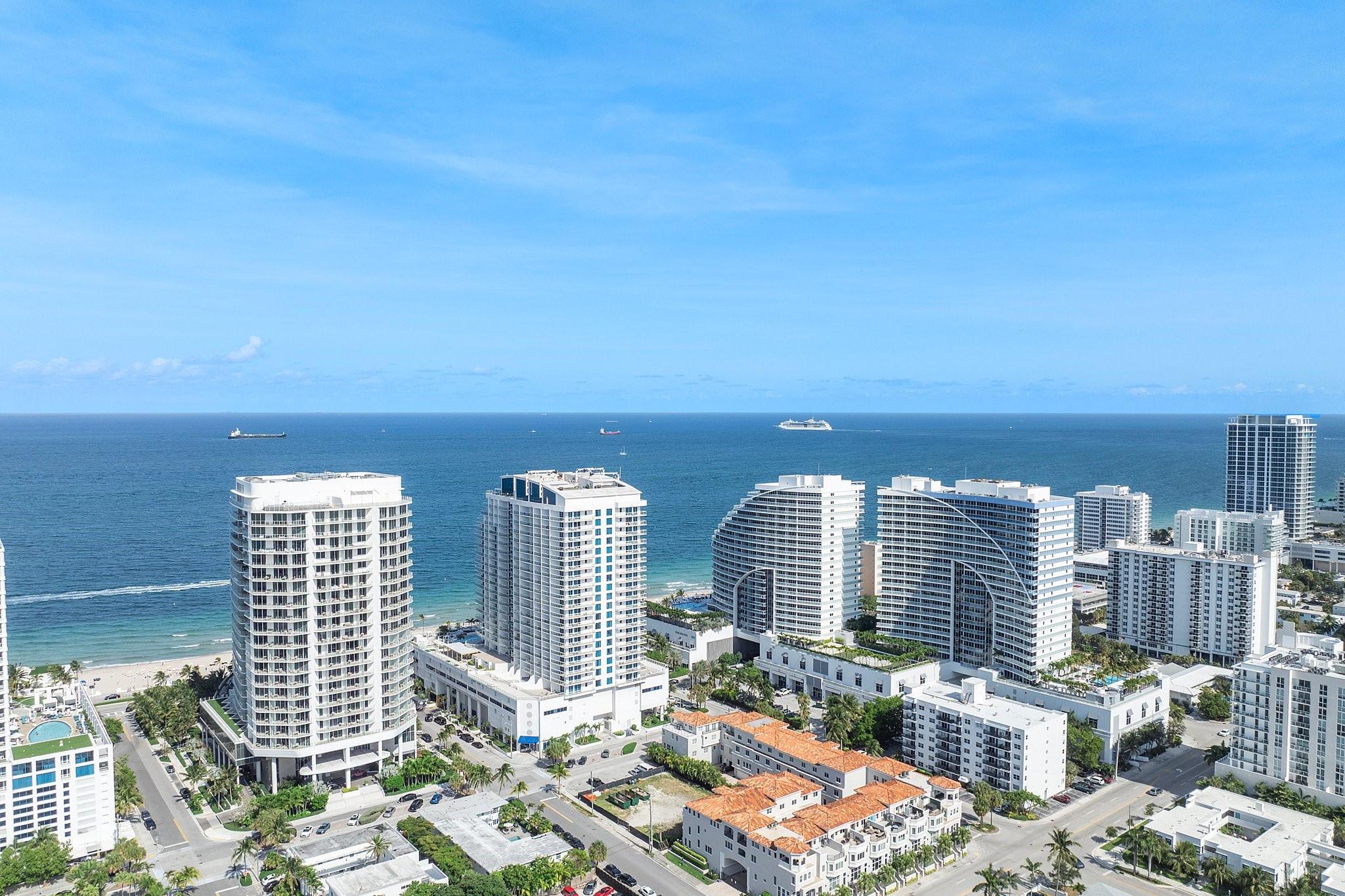 525 N Fort Lauderdale Bch Blvd #1801 Fort Lauderdale, FL 33304