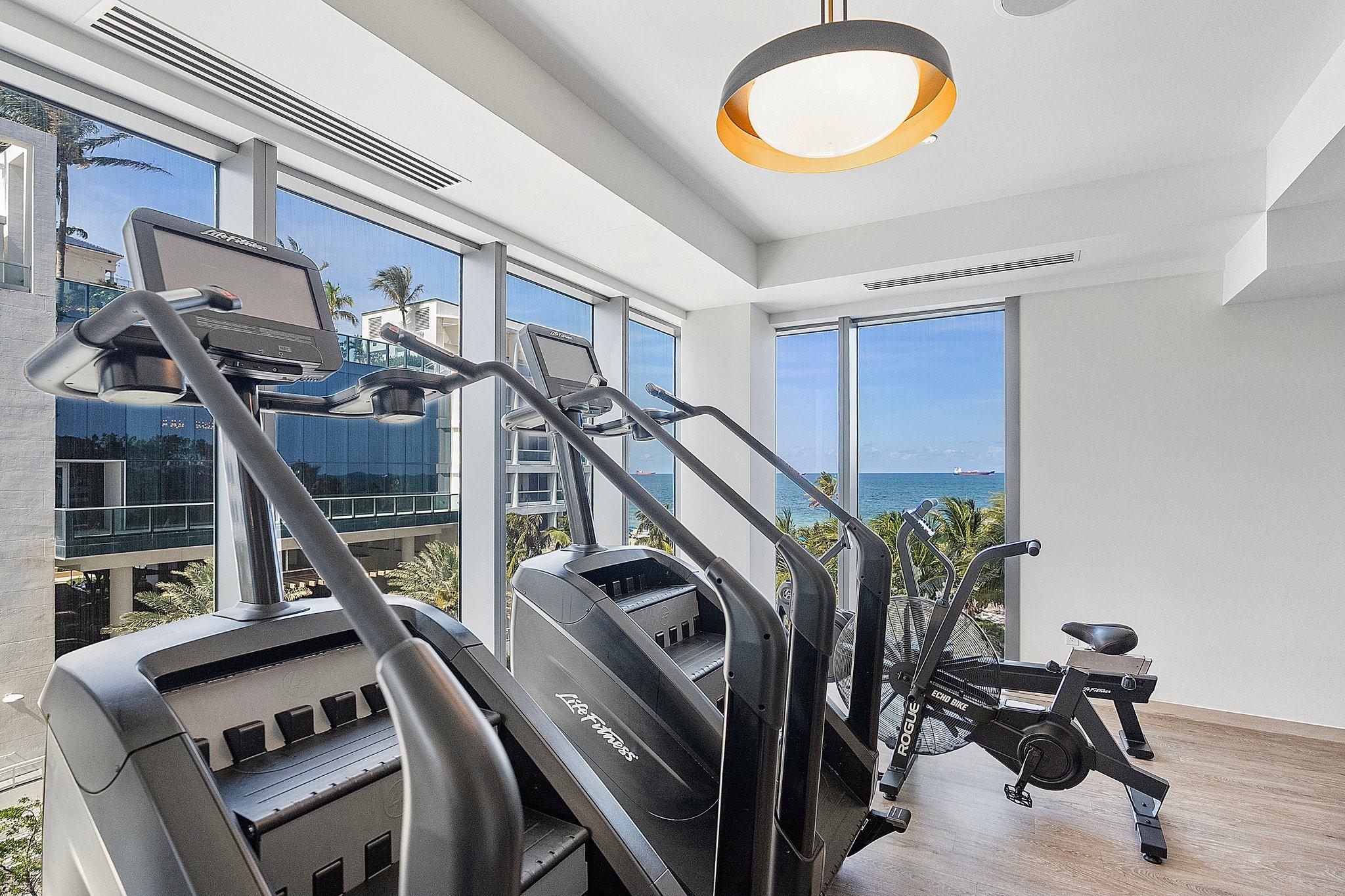 525 N Fort Lauderdale Bch Blvd #1801 Fort Lauderdale, FL 33304