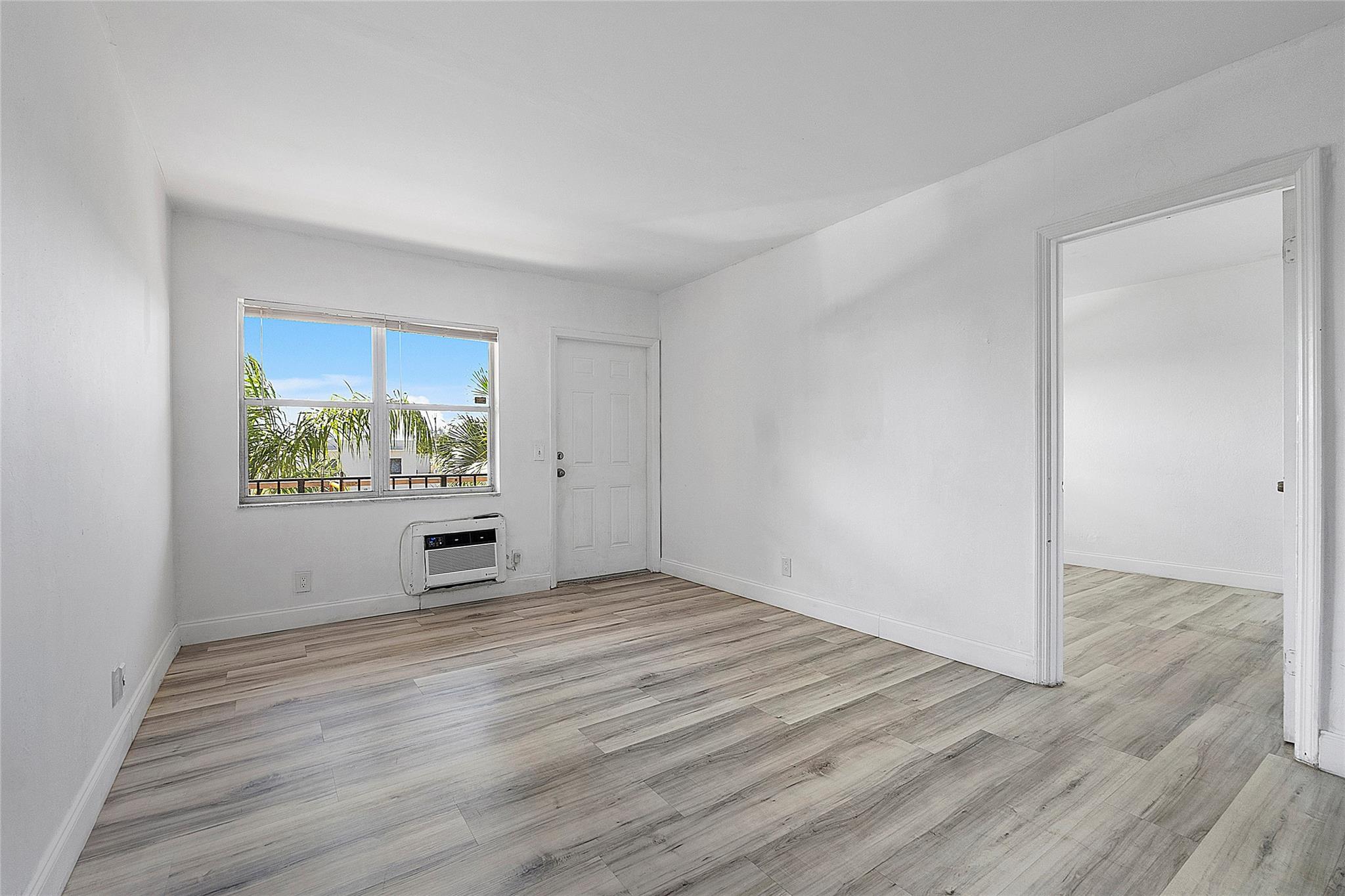 1100 NE 9th Ave #302 Fort Lauderdale, FL 33304