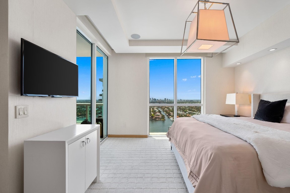 101 S Fort Lauderdale Bch Blvd #PH 2703 Fort Lauderdale, FL 33316