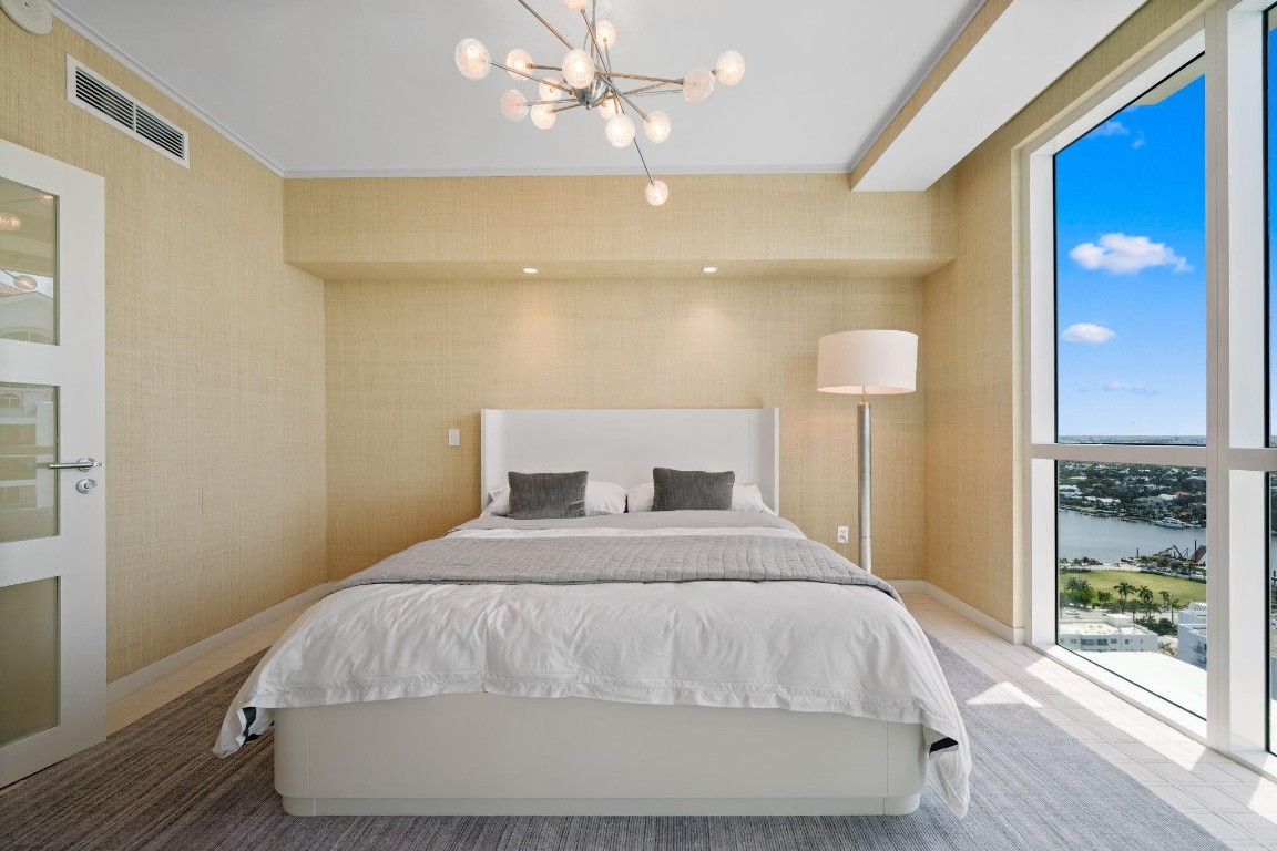 101 S Fort Lauderdale Bch Blvd #PH 2703 Fort Lauderdale, FL 33316