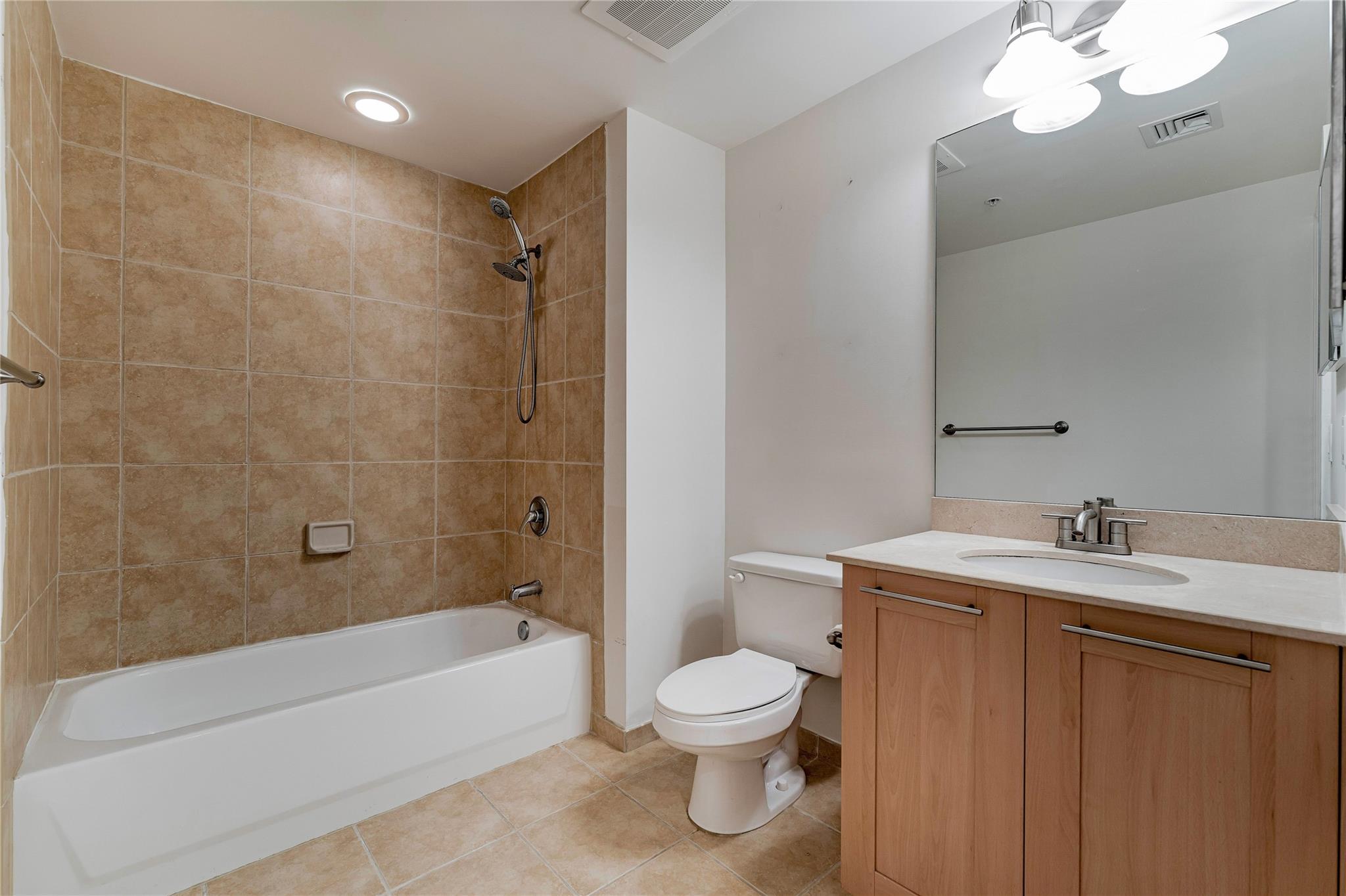 511 SE 5th Ave #803 Fort Lauderdale, FL 33301