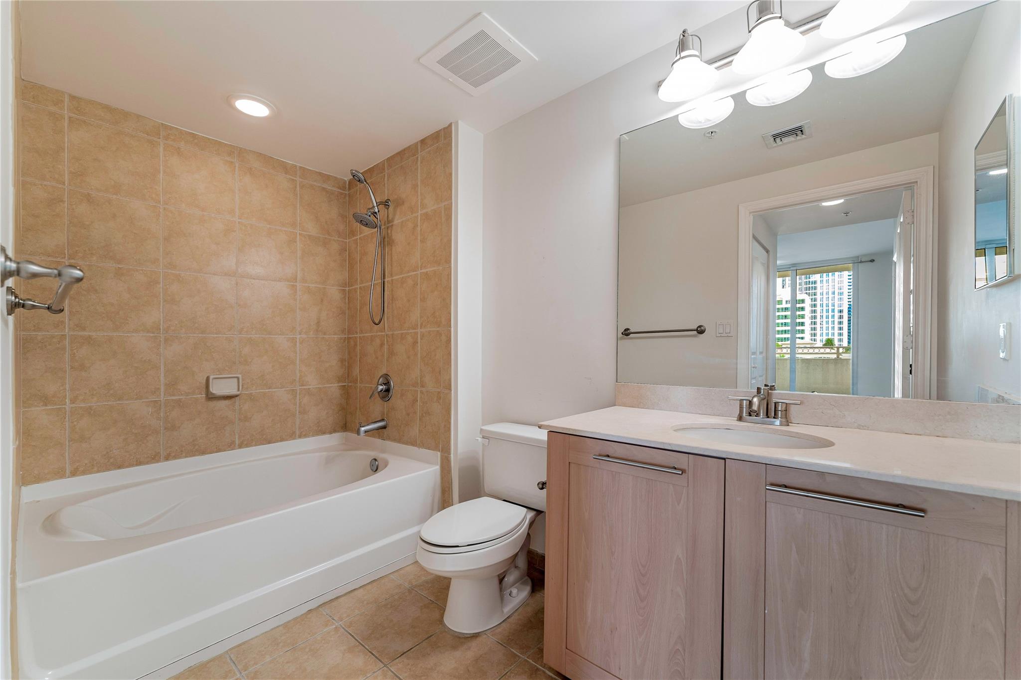 511 SE 5th Ave #803 Fort Lauderdale, FL 33301