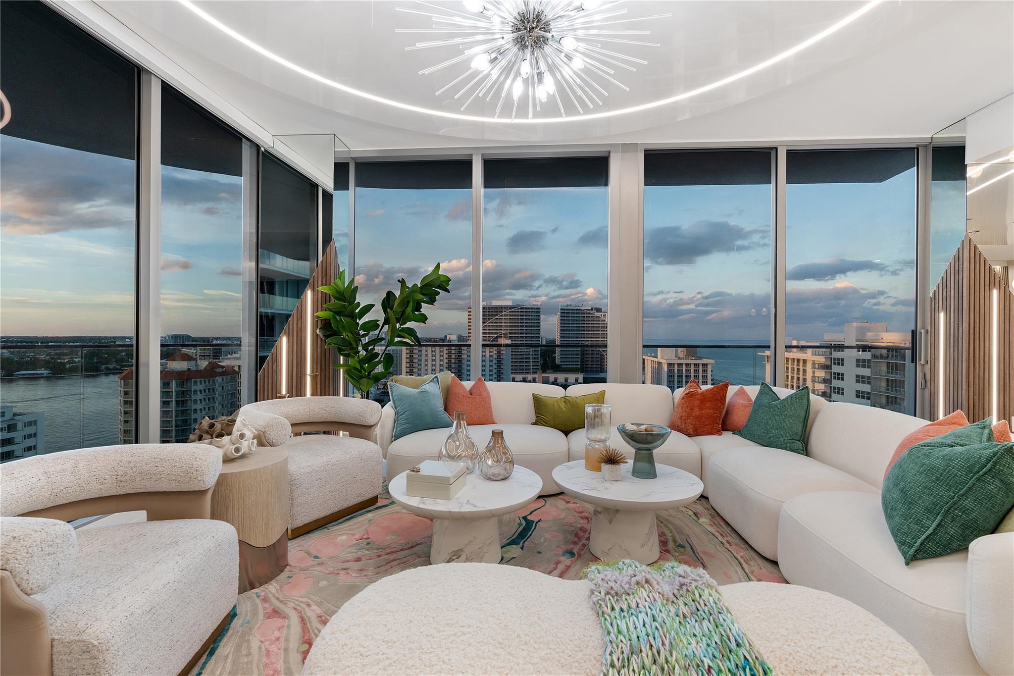 151 N Seabreeze Blvd #1403