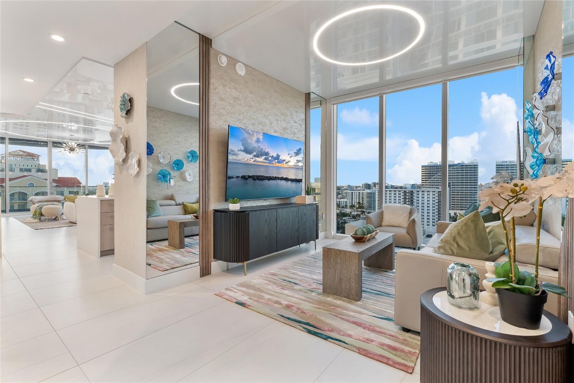 151 N Seabreeze #1403 Fort Lauderdale, FL 33304