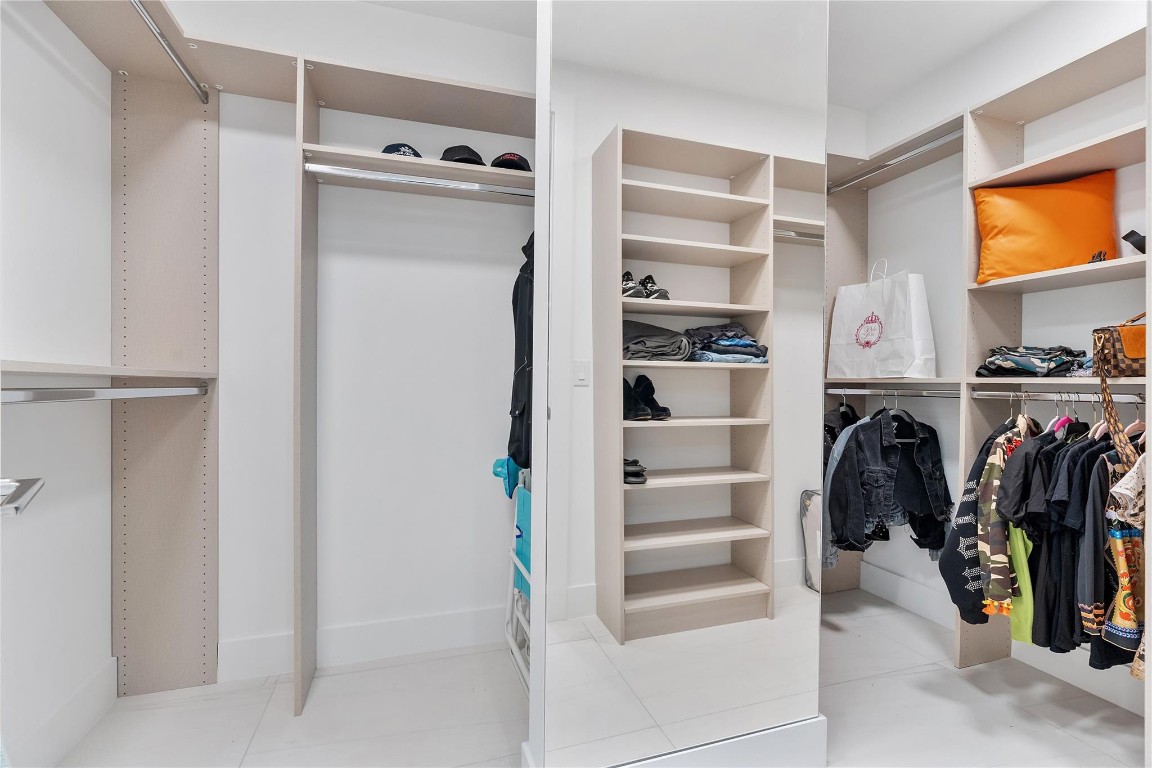 151 N Seabreeze #1403 Fort Lauderdale, FL 33304