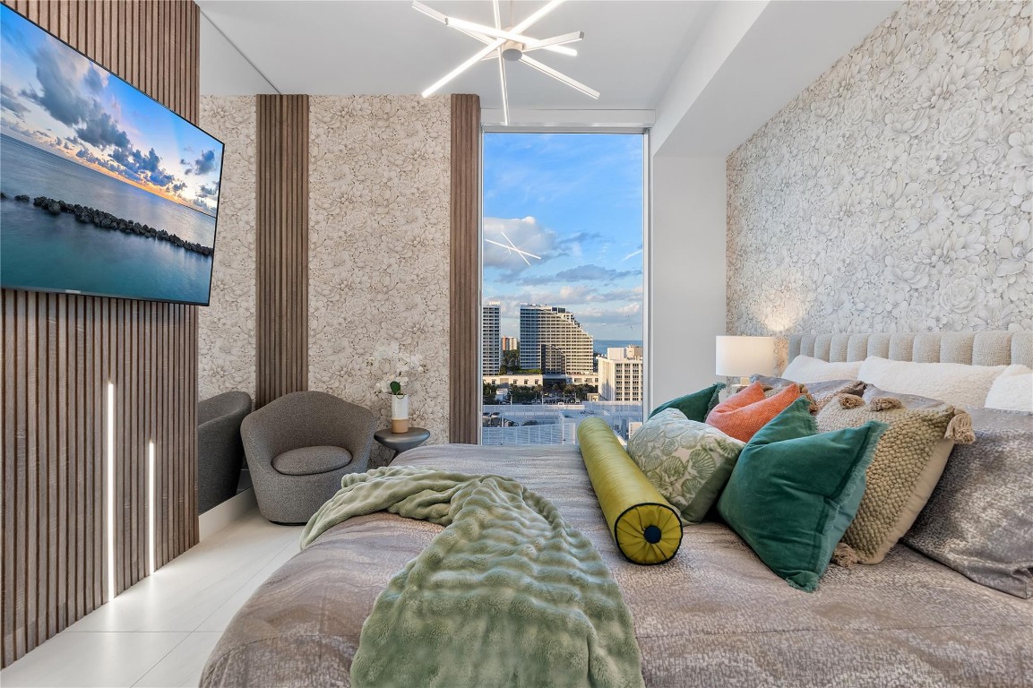 151 N Seabreeze #1403 Fort Lauderdale, FL 33304