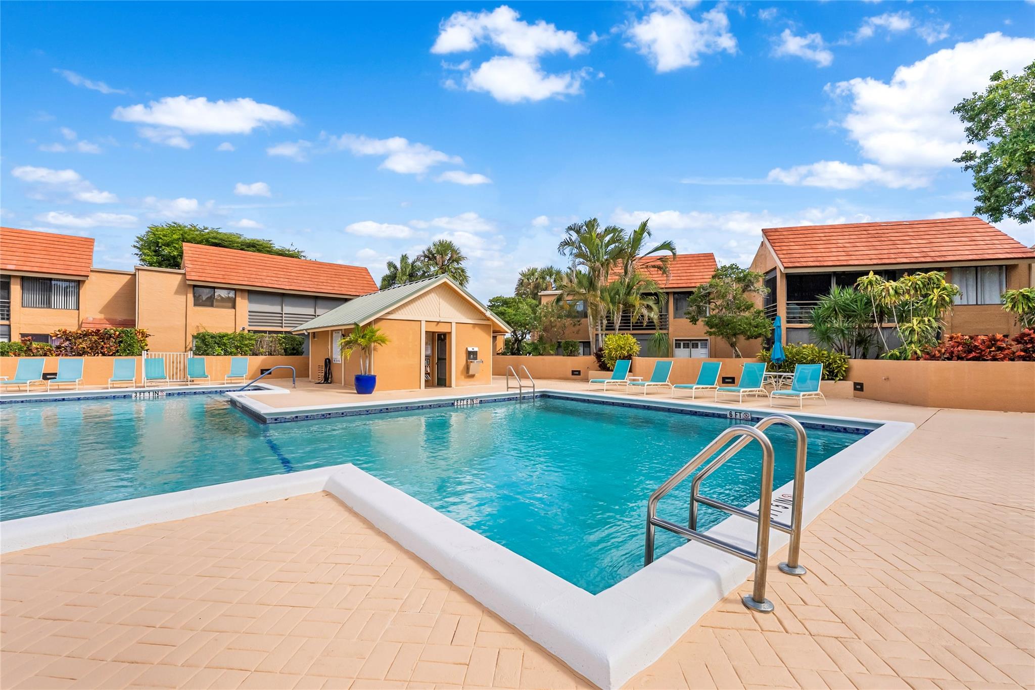 11205 Green Lk 204th Dr #204 Boynton Beach, FL 33437