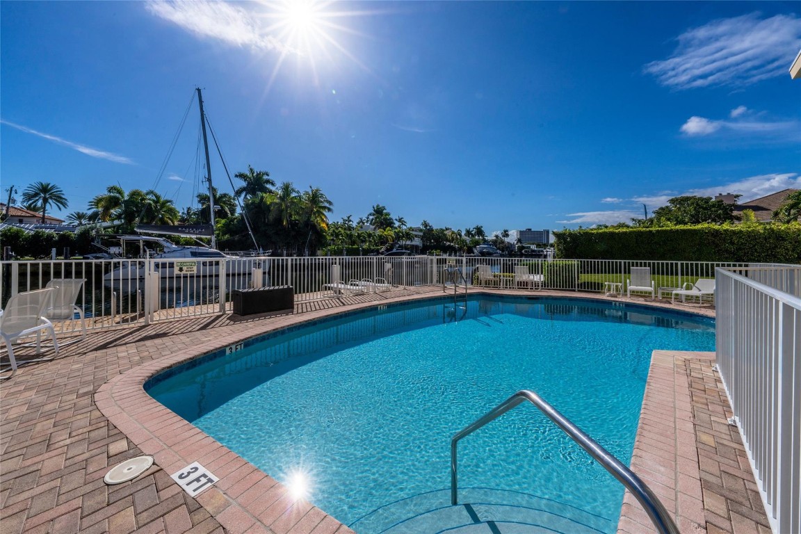 1332 Bayview #401 Fort Lauderdale, FL 33304