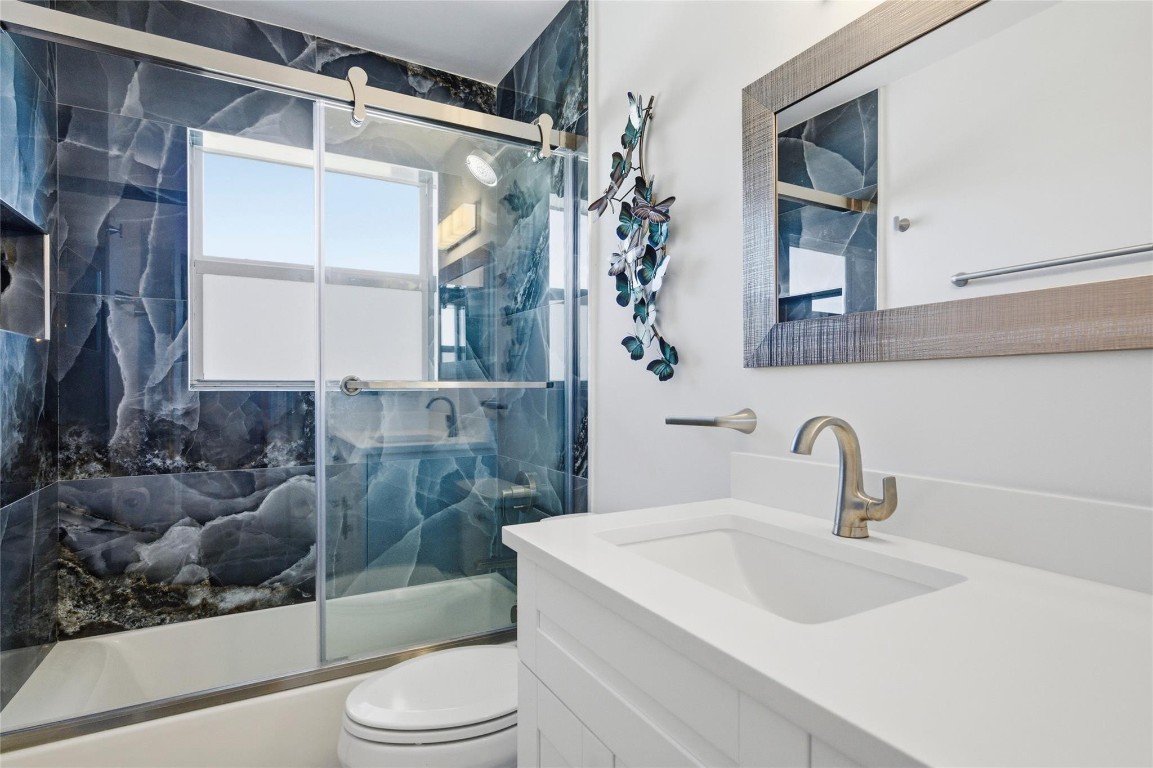 1332 Bayview #401 Fort Lauderdale, FL 33304