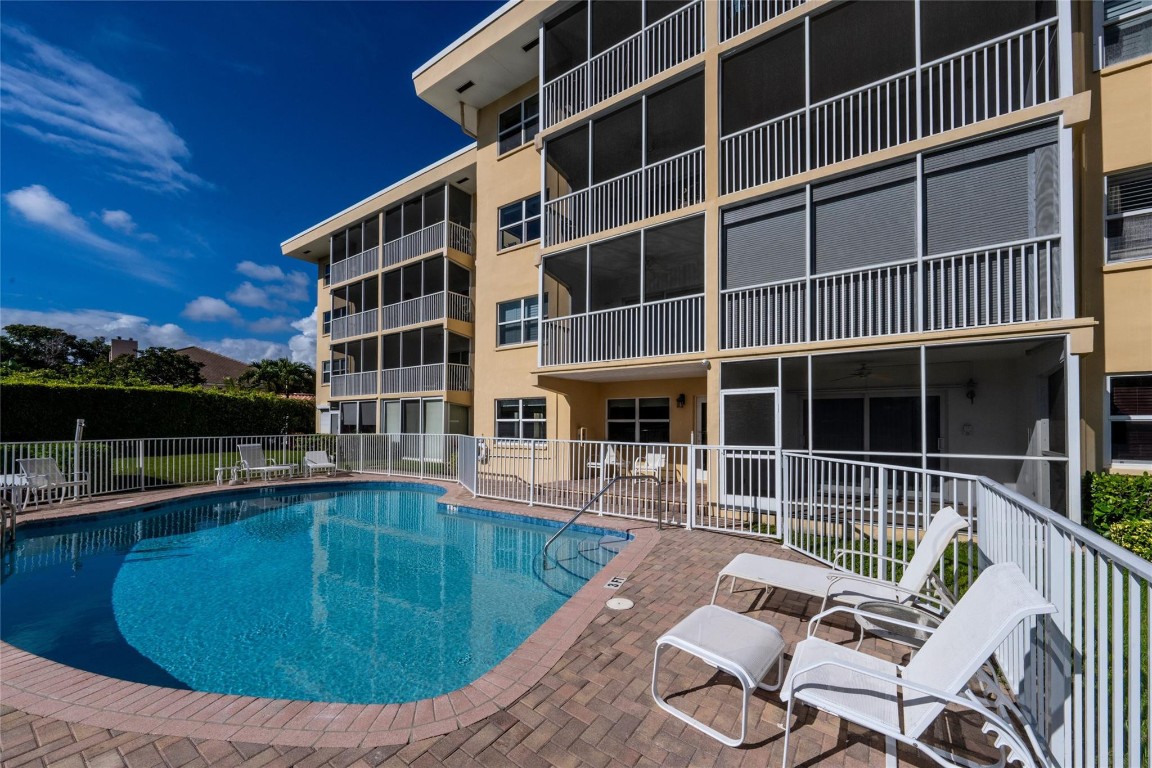 1332 Bayview #401 Fort Lauderdale, FL 33304