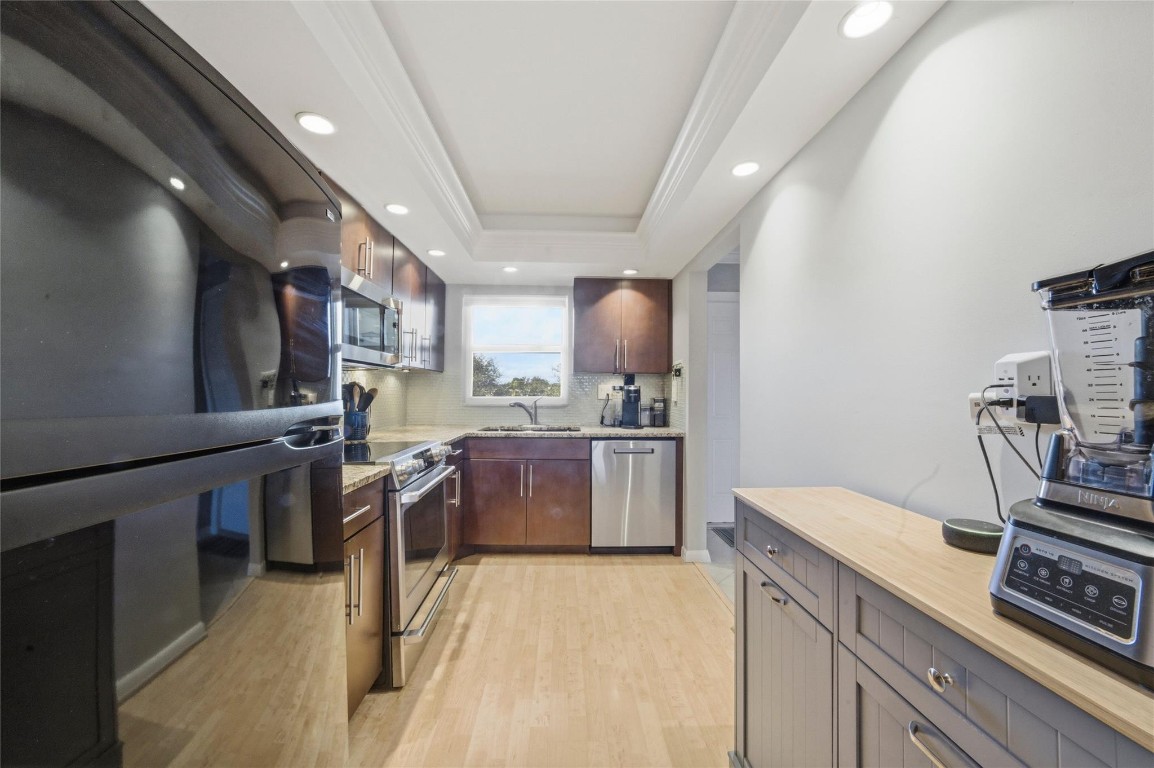 1332 Bayview #401 Fort Lauderdale, FL 33304