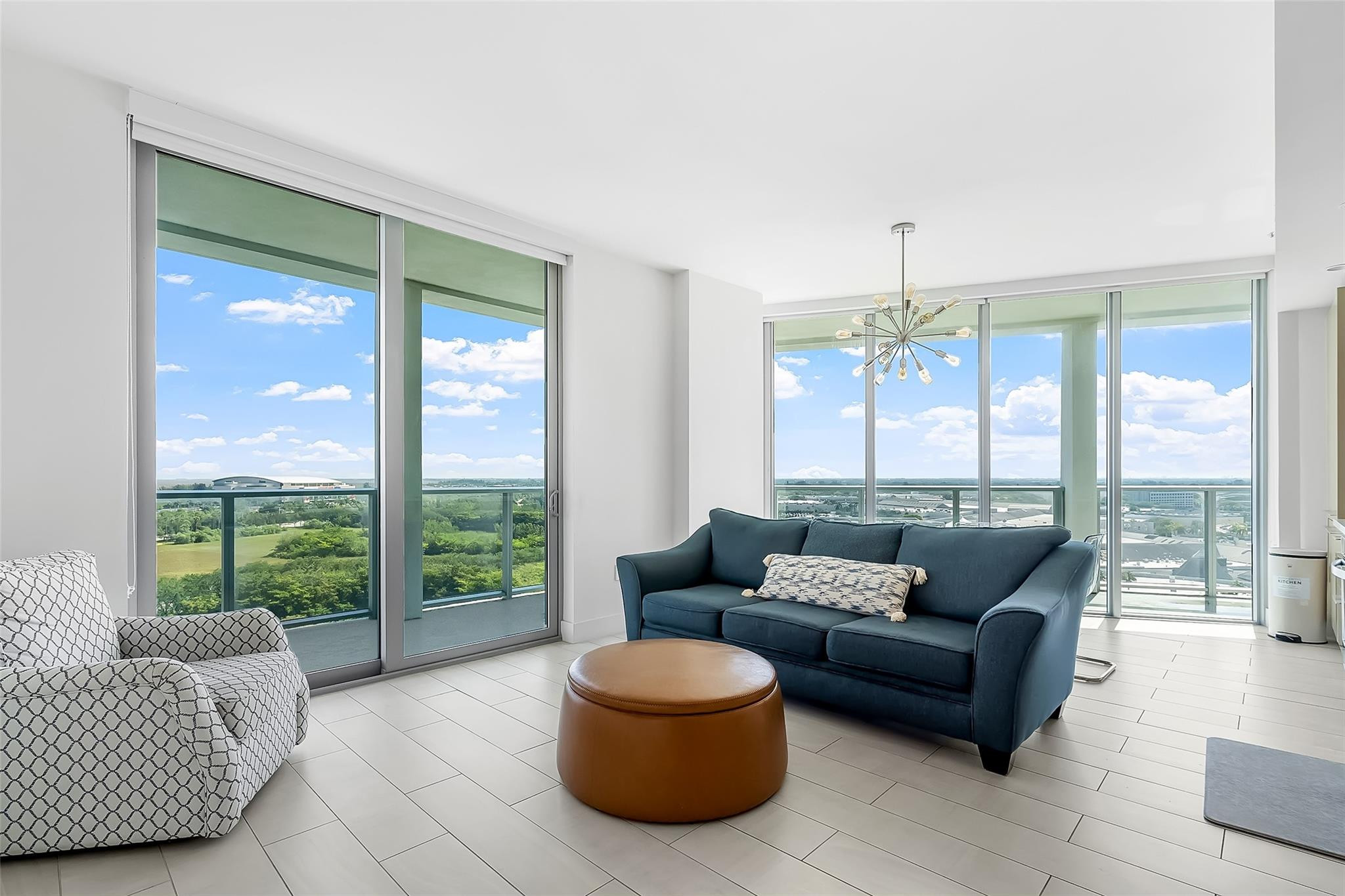 2000 Metropica #1410
