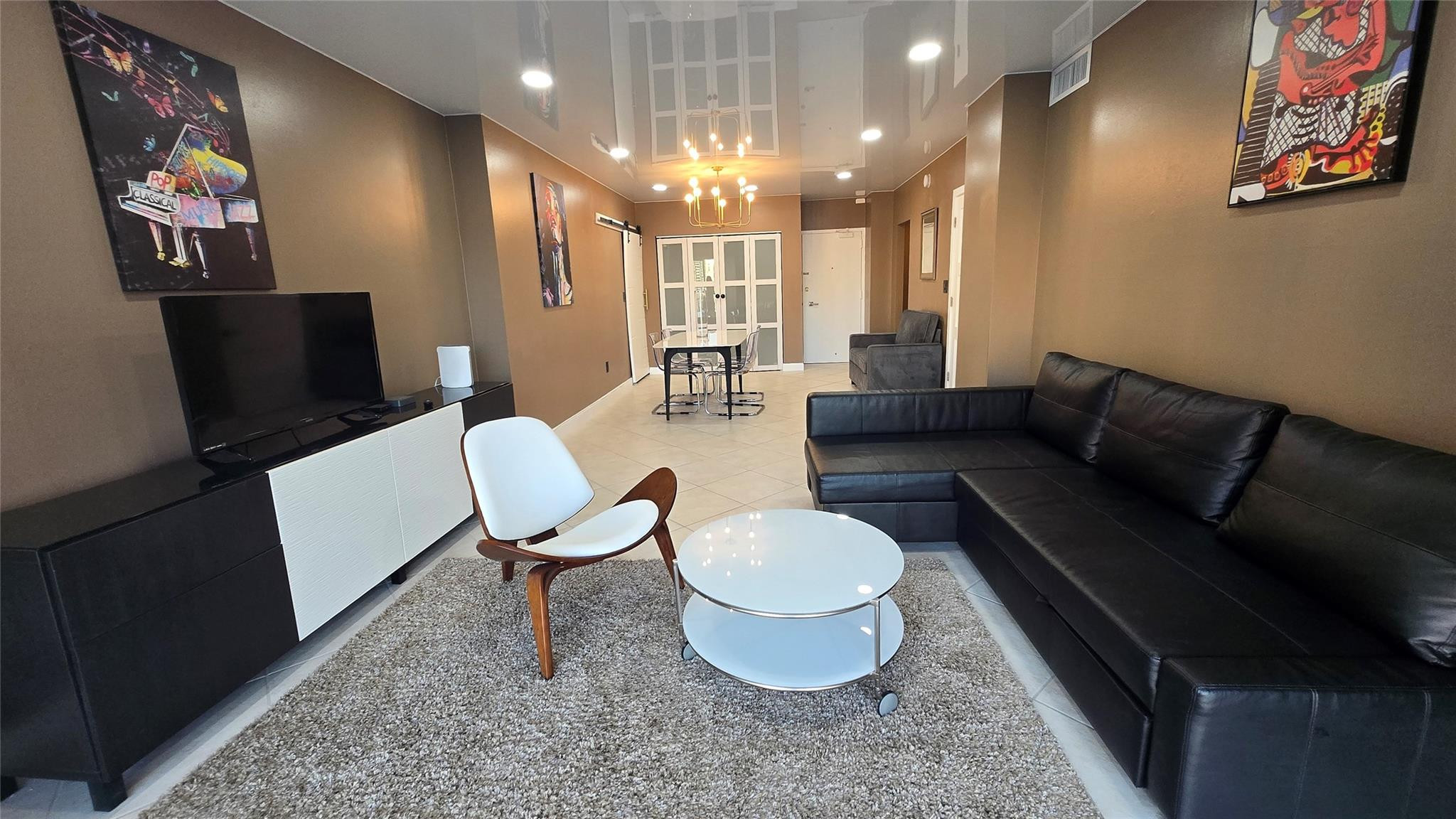 image Arlen House Condo20