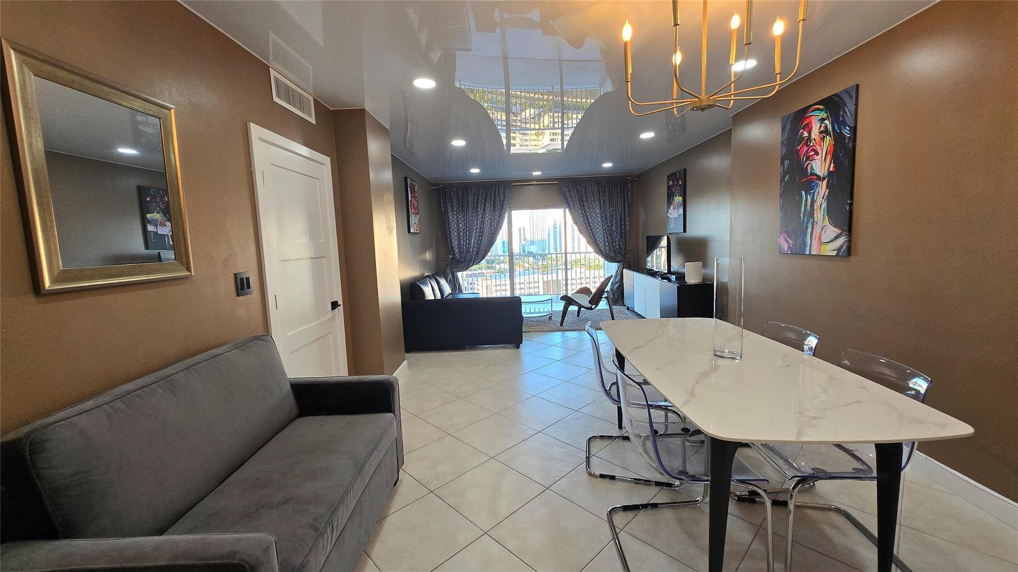 image Arlen House Condo31