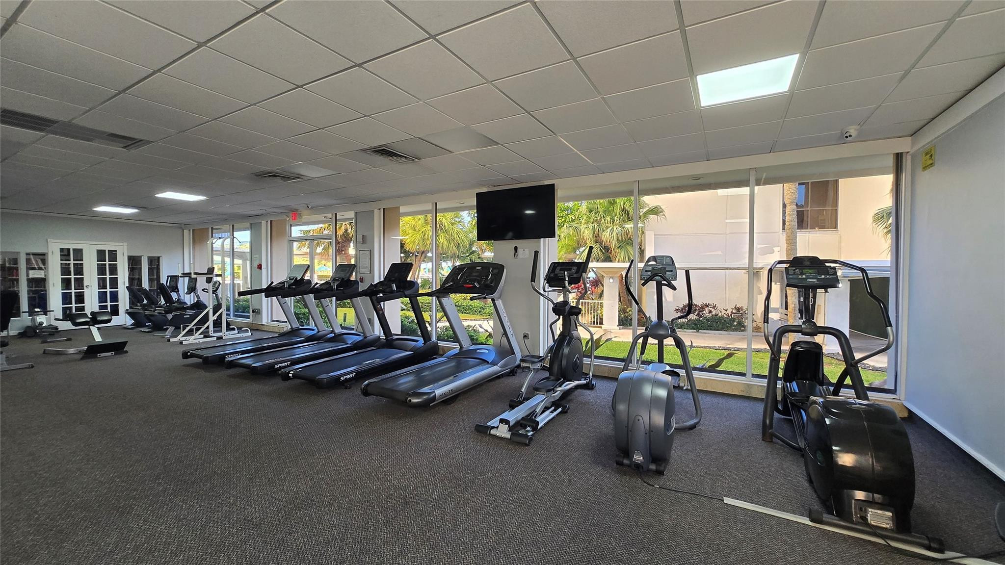 image Arlen House Condo37