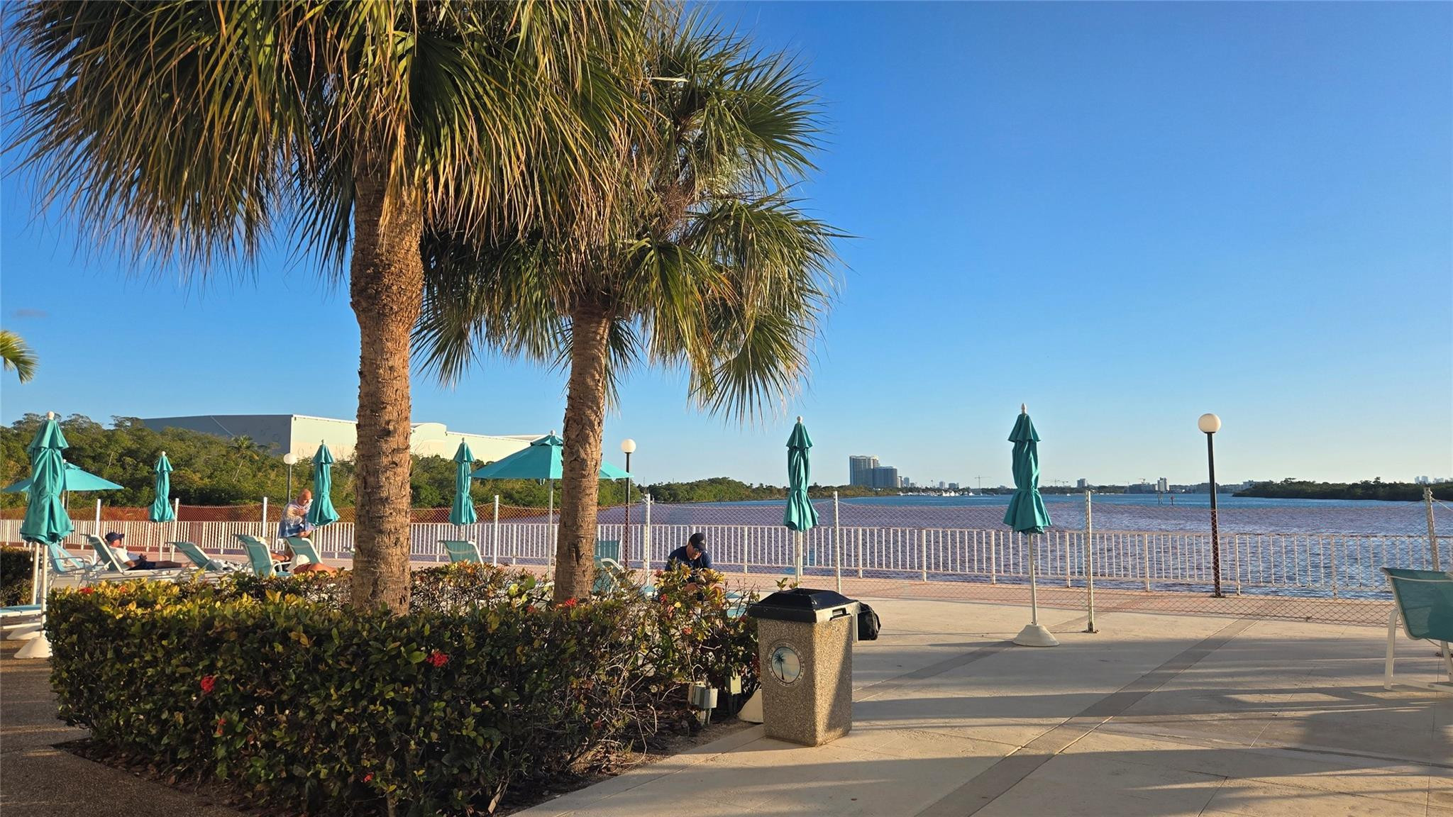 image Arlen House Condo42