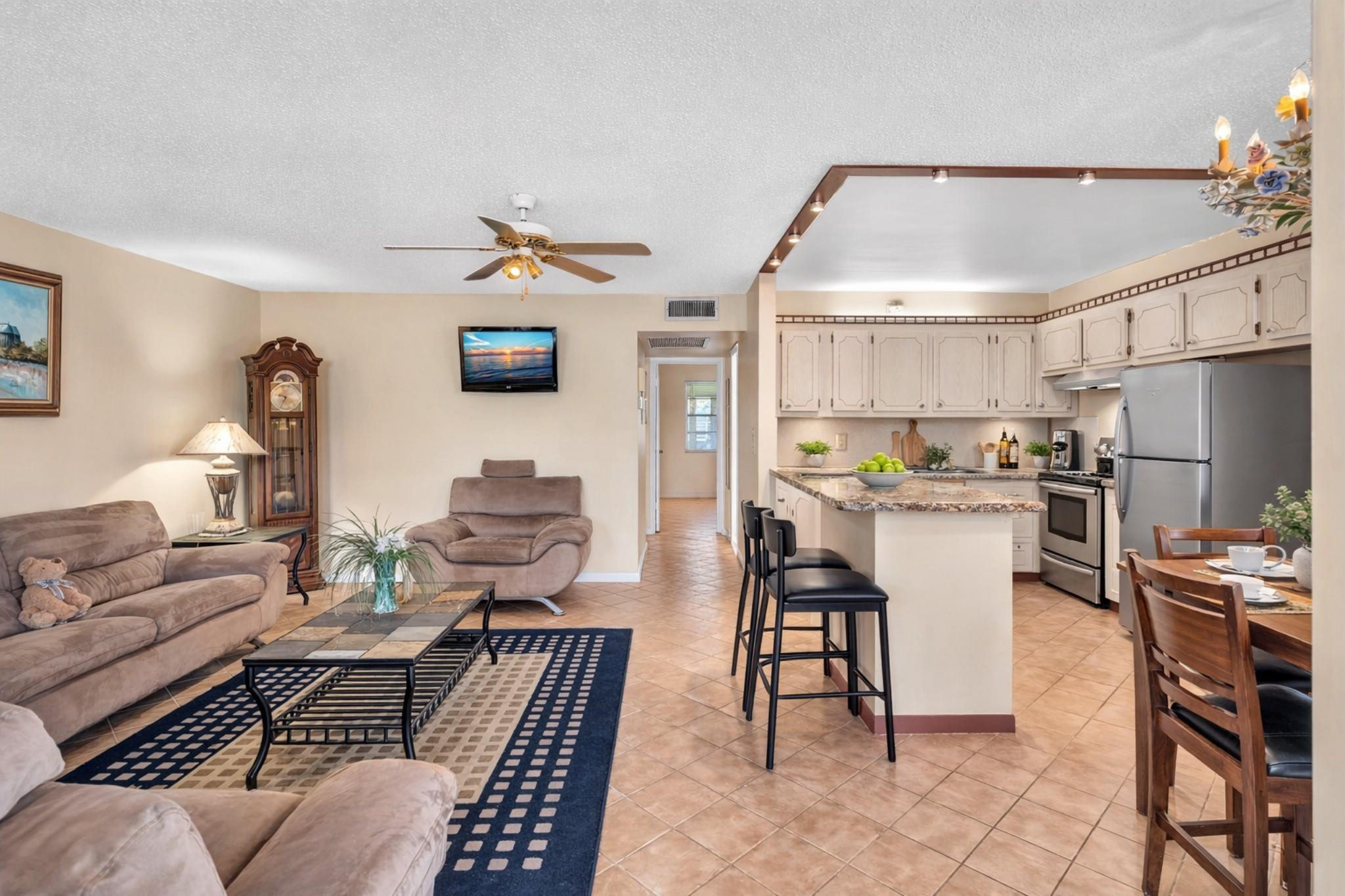 238 Ventnor Q #238
