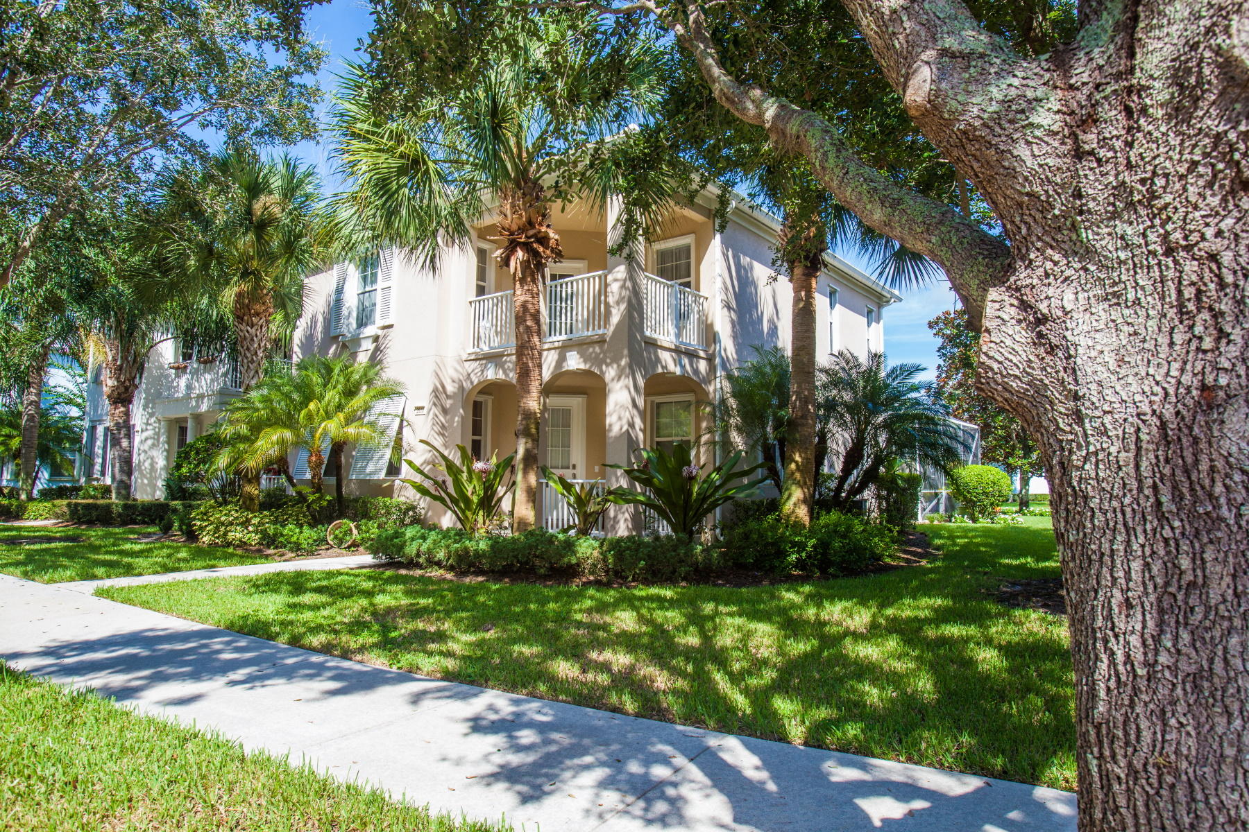 2600 E Community Dr