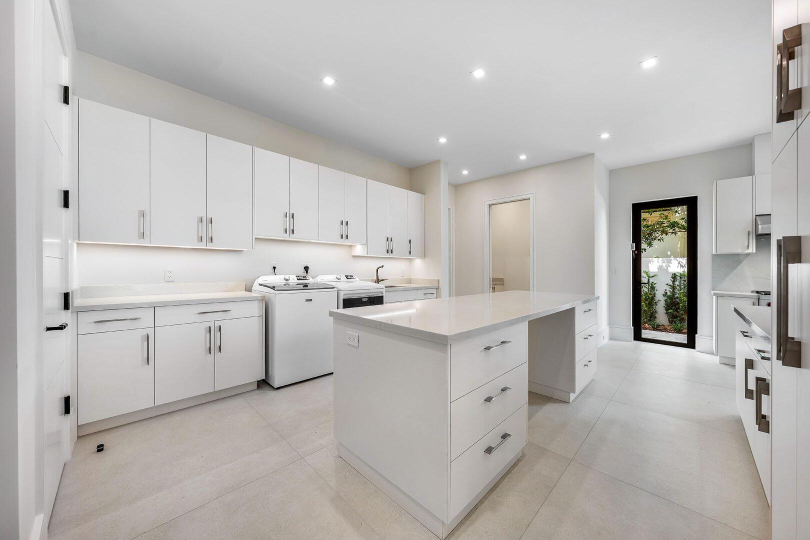 191 W Coconut Palm Rd Boca Raton, FL 33432