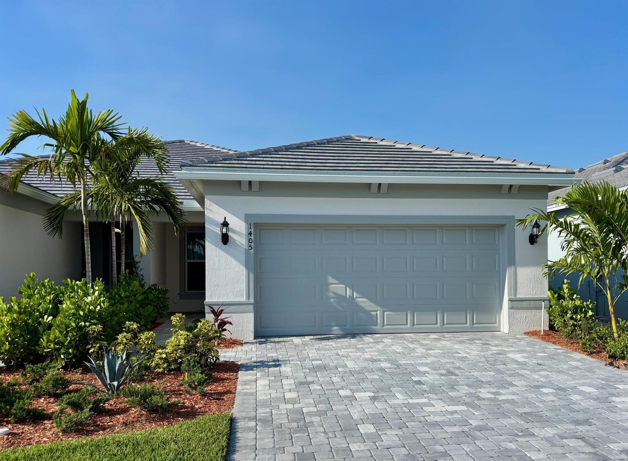 1405 Harper Way #Villa 22