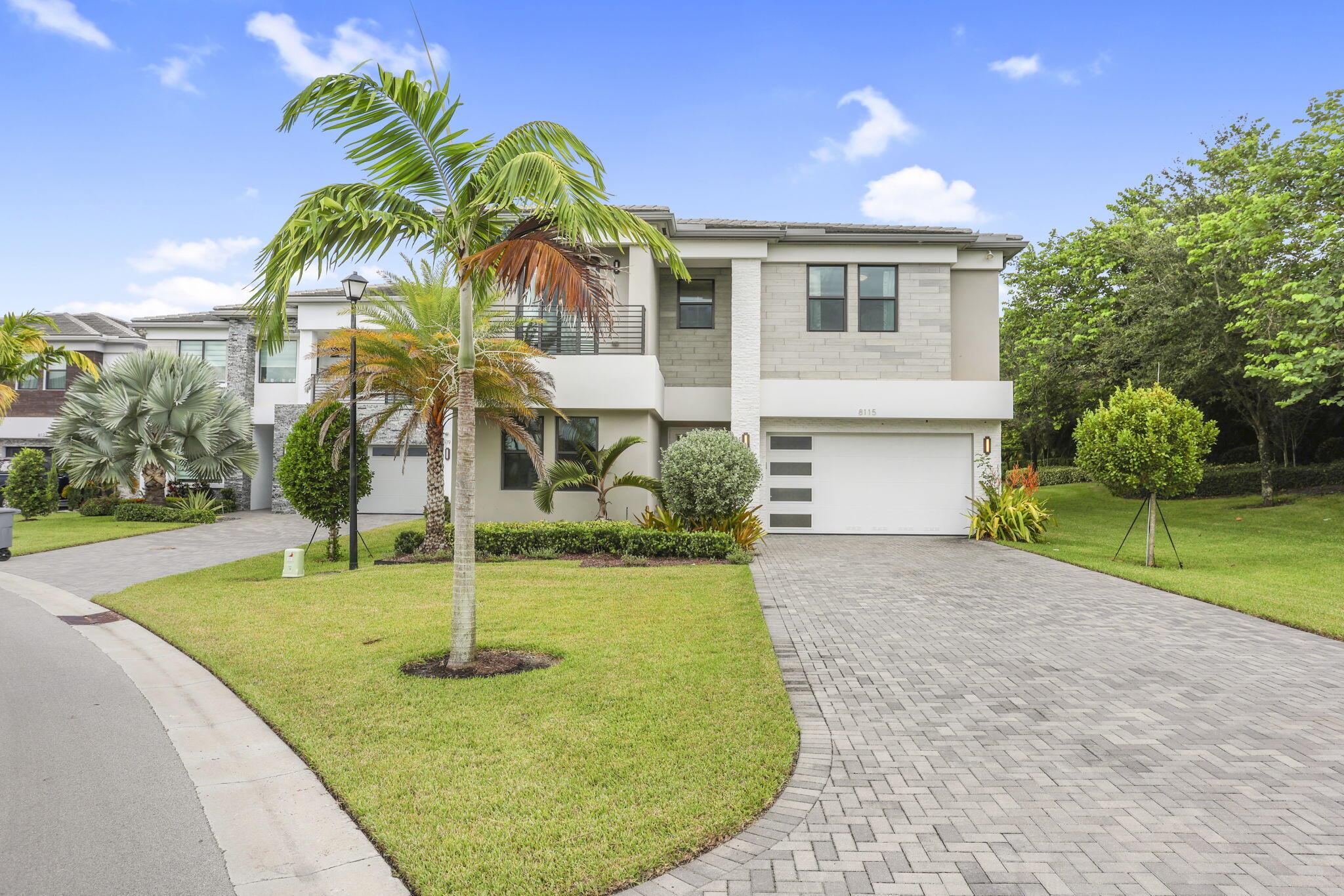 8115 Laurel Falls Dr